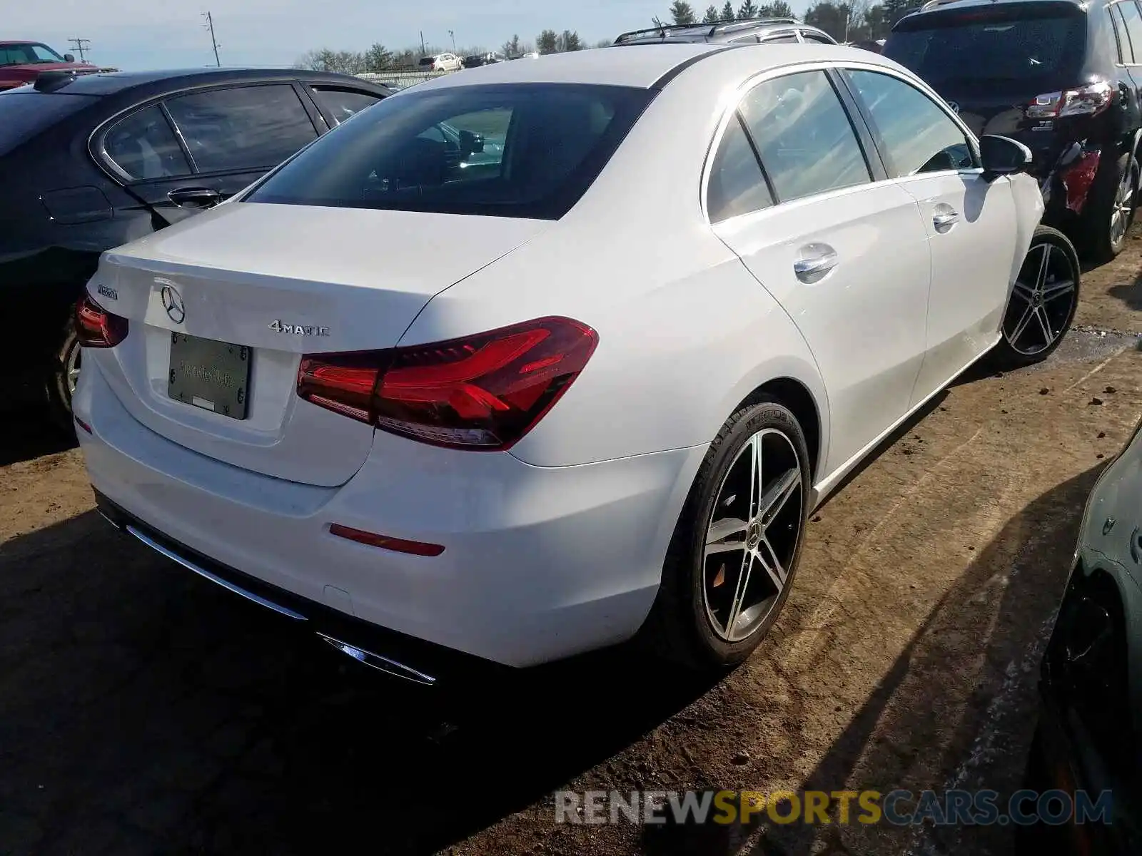 4 Photograph of a damaged car WDD3G4FB6KW031106 MERCEDES-BENZ A 220 2019