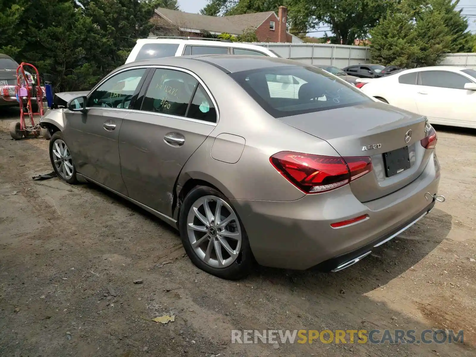 3 Photograph of a damaged car WDD3G4FB7KW024598 MERCEDES-BENZ A 220 2019