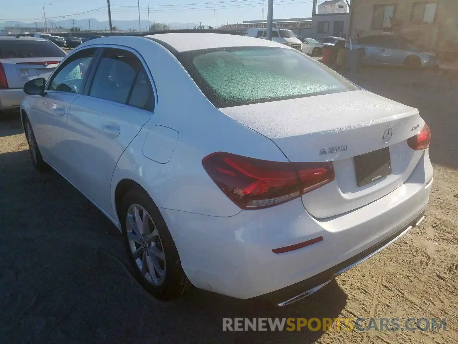 3 Photograph of a damaged car WDD3G4FB9KW018236 MERCEDES-BENZ A 220 2019