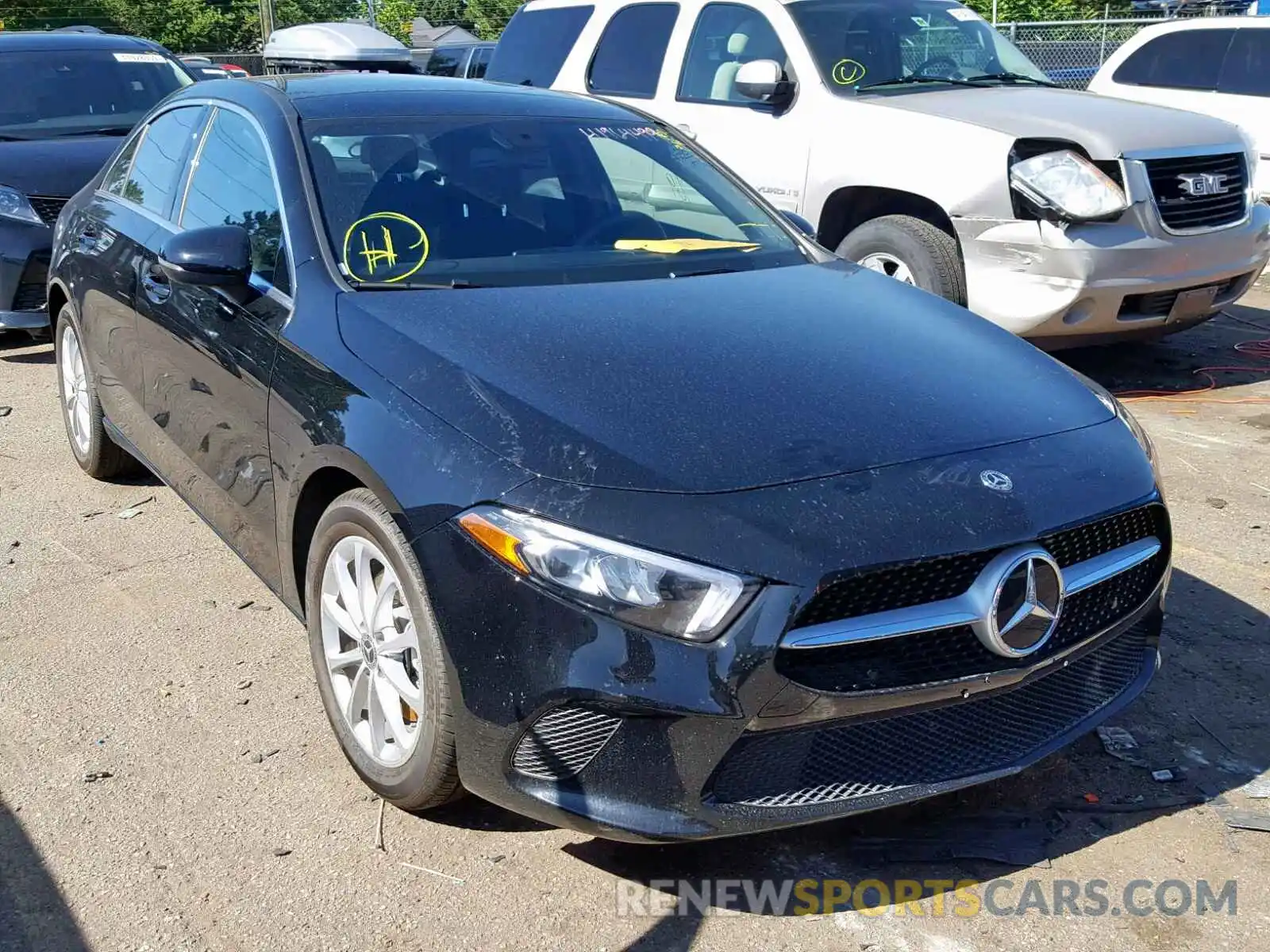 1 Photograph of a damaged car WDD3G4FB9KW018740 MERCEDES-BENZ A 220 2019