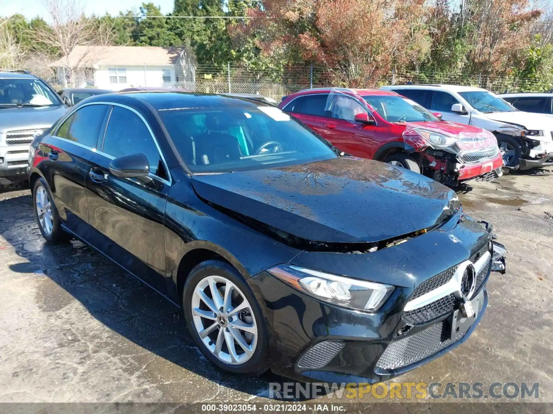 1 Photograph of a damaged car W1K3G4EB2LJ205995 MERCEDES-BENZ A 220 2020