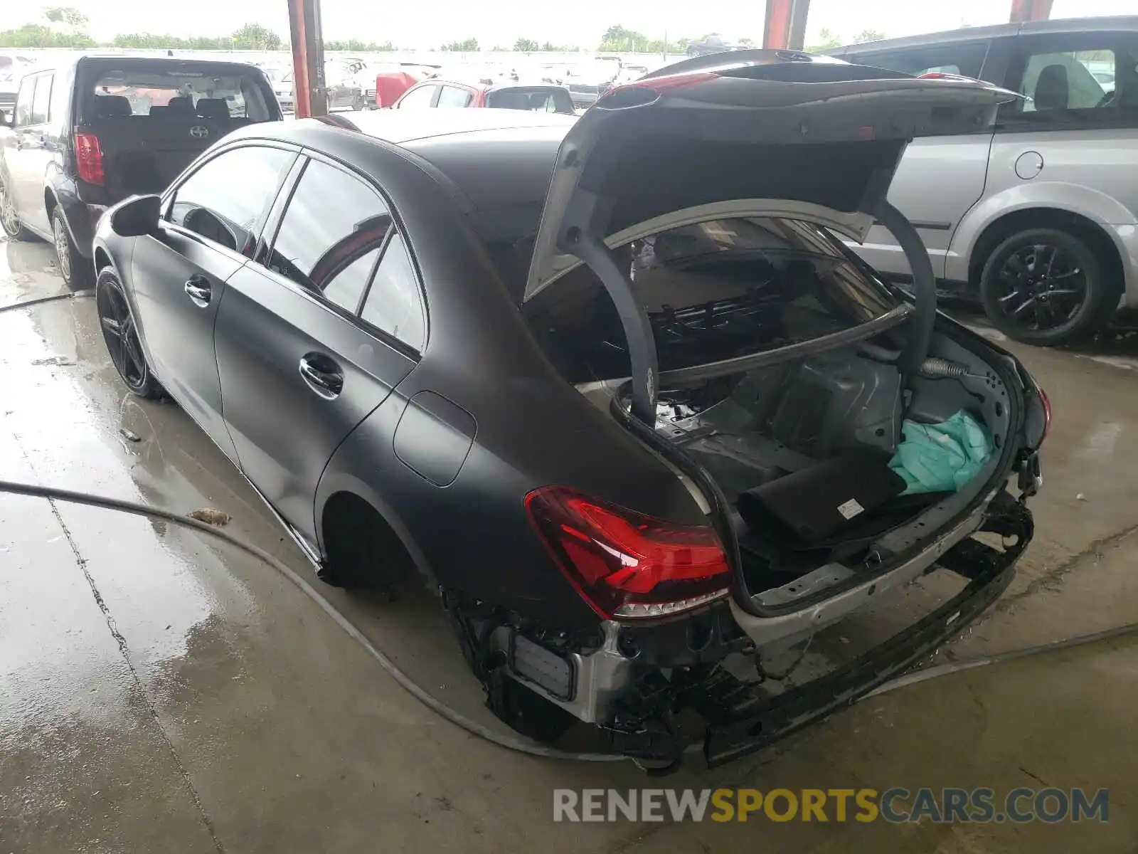 3 Photograph of a damaged car W1K3G4EB2LJ232257 MERCEDES-BENZ A 220 2020