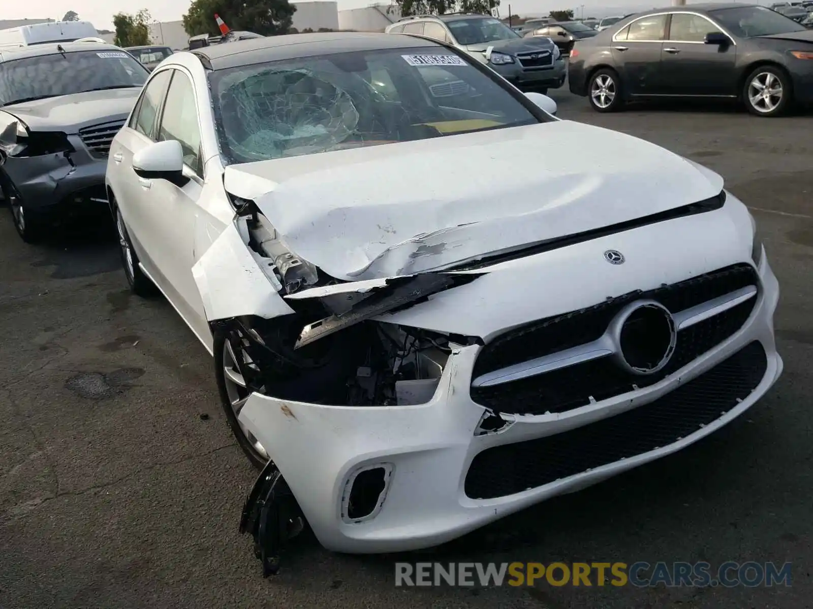 1 Photograph of a damaged car W1K3G4EBXLW046596 MERCEDES-BENZ A 220 2020