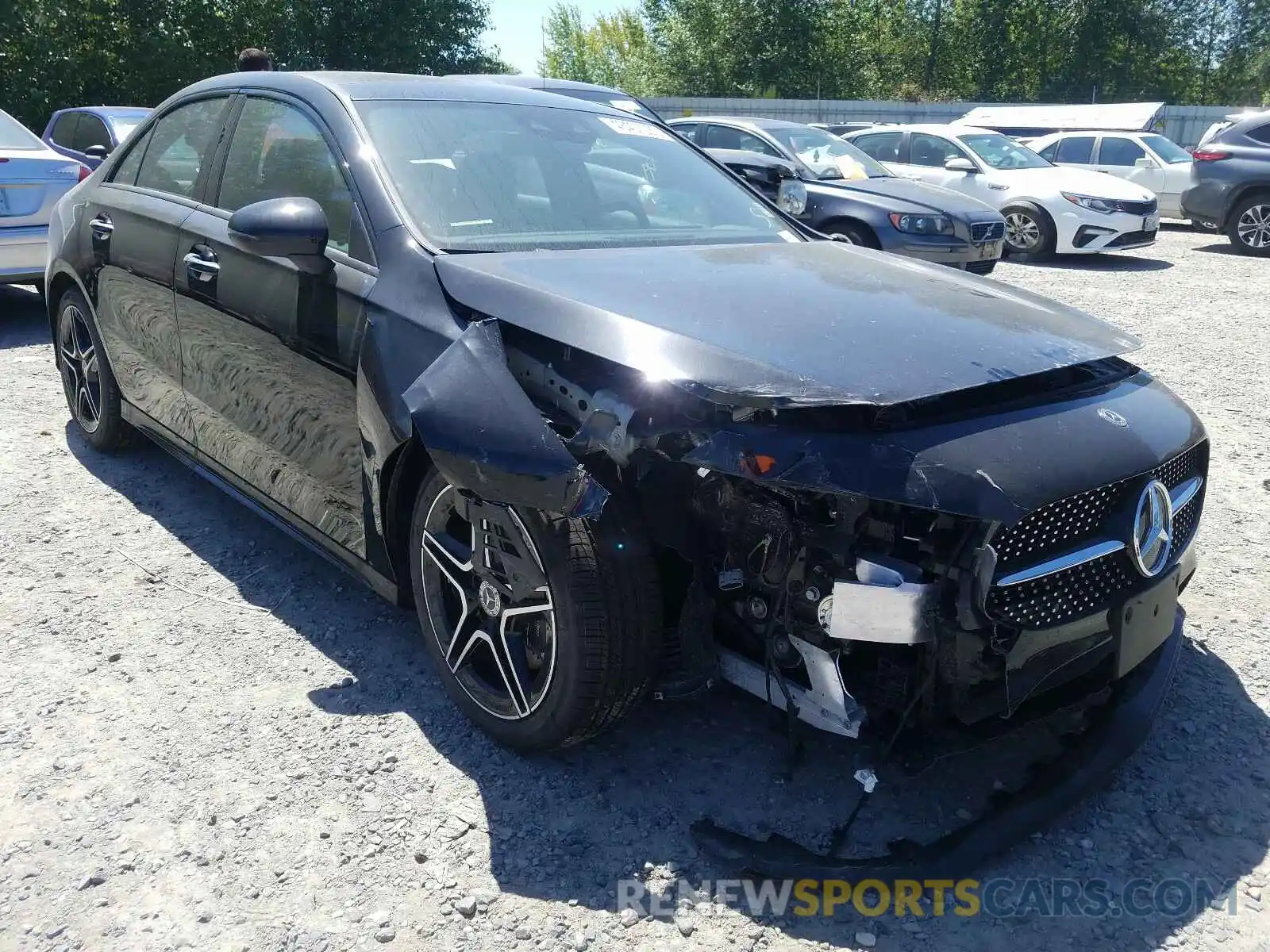 1 Photograph of a damaged car W1K3G4FB5LW044429 MERCEDES-BENZ A 220 2020