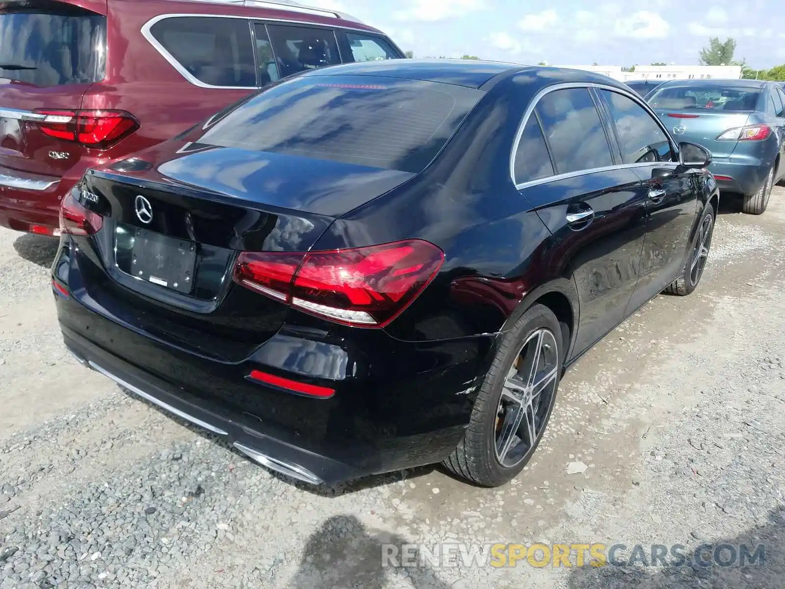 4 Photograph of a damaged car WDD3G4EB1KW022735 MERCEDES-BENZ A 220 4MAT 2019