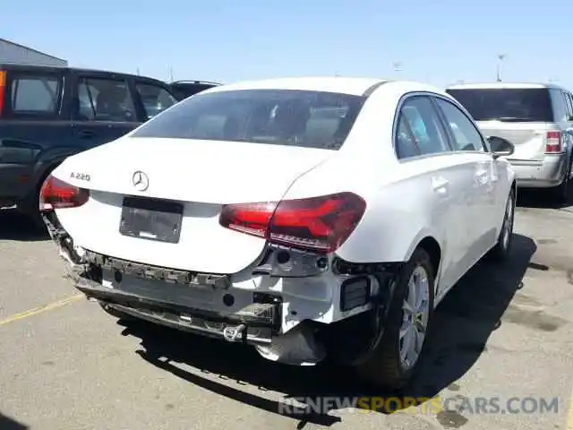 4 Photograph of a damaged car WDD3G4EB2KW023165 MERCEDES-BENZ A 220 4MAT 2019