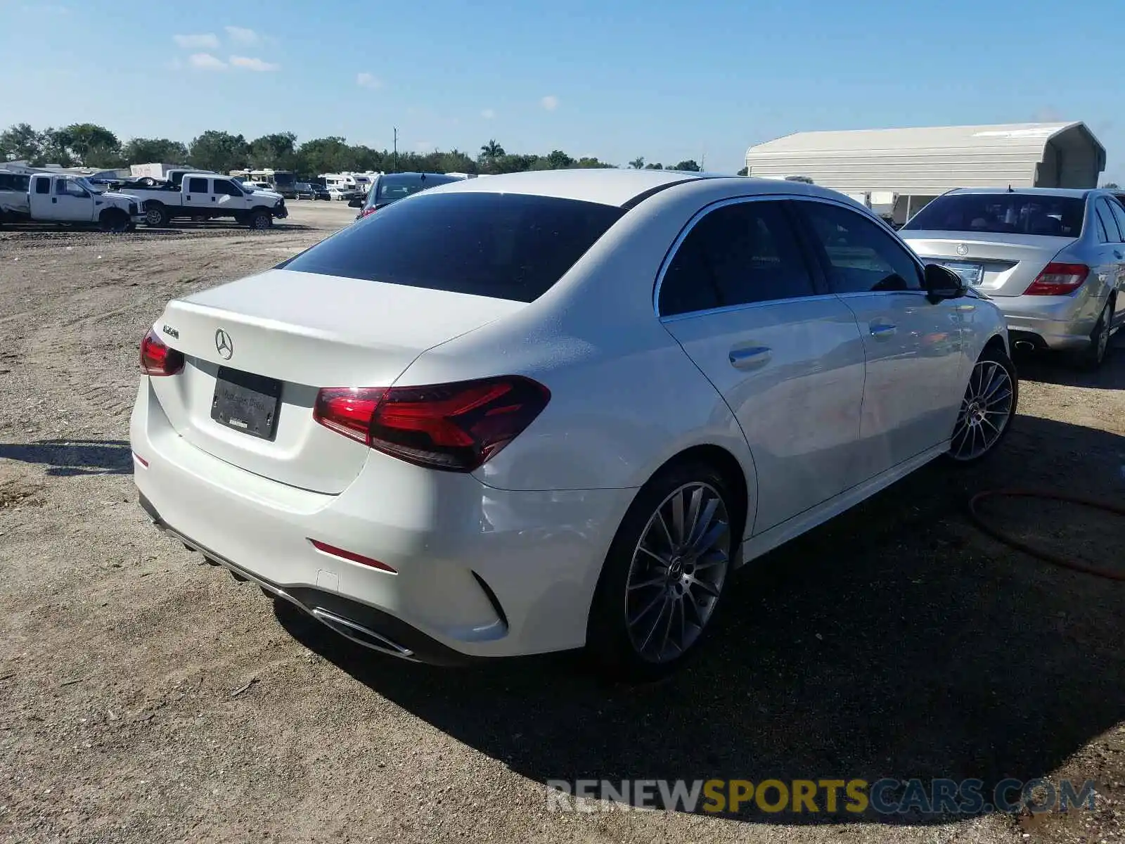 4 Photograph of a damaged car WDD3G4EB2KW024946 MERCEDES-BENZ A 220 4MAT 2019