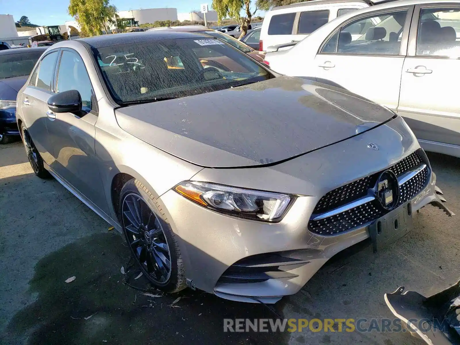 1 Photograph of a damaged car WDD3G4EB2KW027345 MERCEDES-BENZ A 220 4MAT 2019