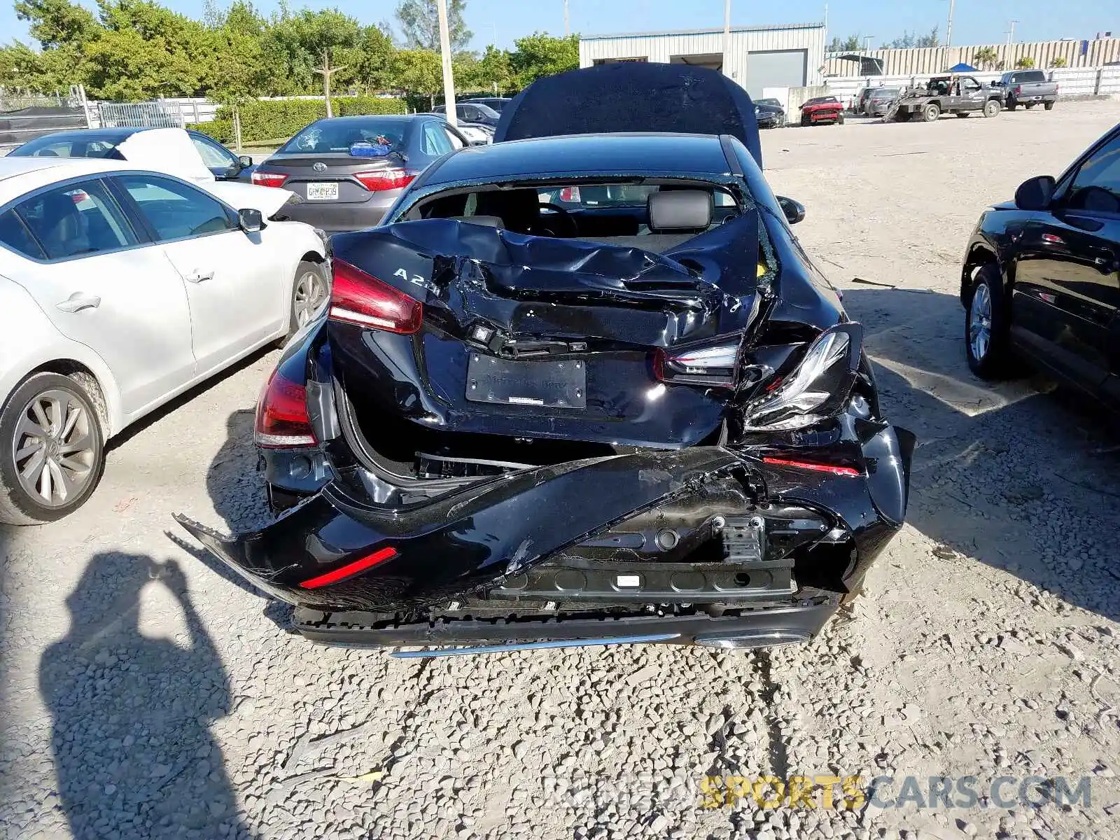 9 Photograph of a damaged car WDD3G4EB3KW025801 MERCEDES-BENZ A 220 4MAT 2019