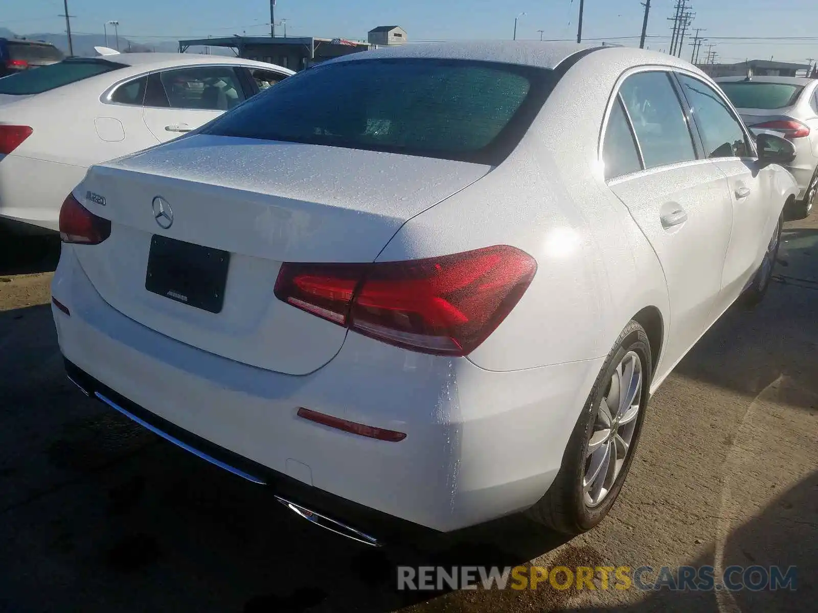 4 Photograph of a damaged car WDD3G4EB3KW035728 MERCEDES-BENZ A 220 4MAT 2019