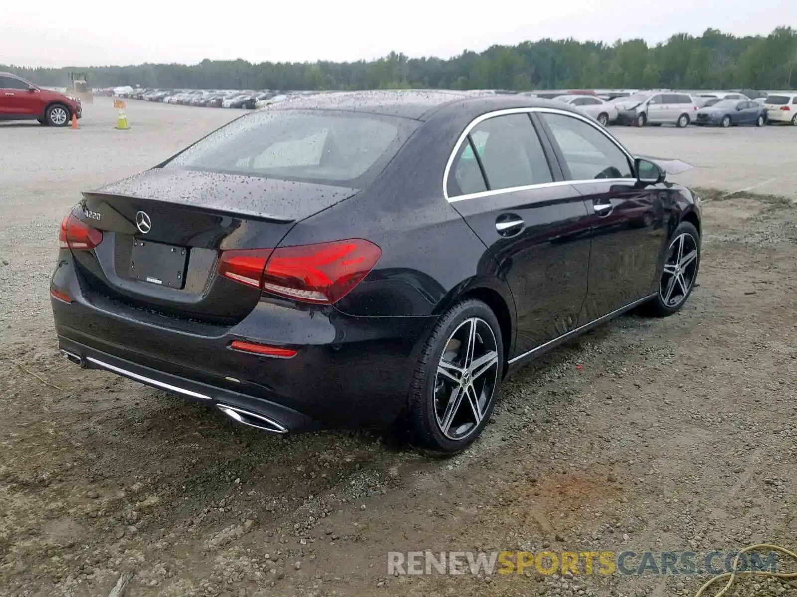 4 Photograph of a damaged car WDD3G4EB4KW013009 MERCEDES-BENZ A 220 4MAT 2019