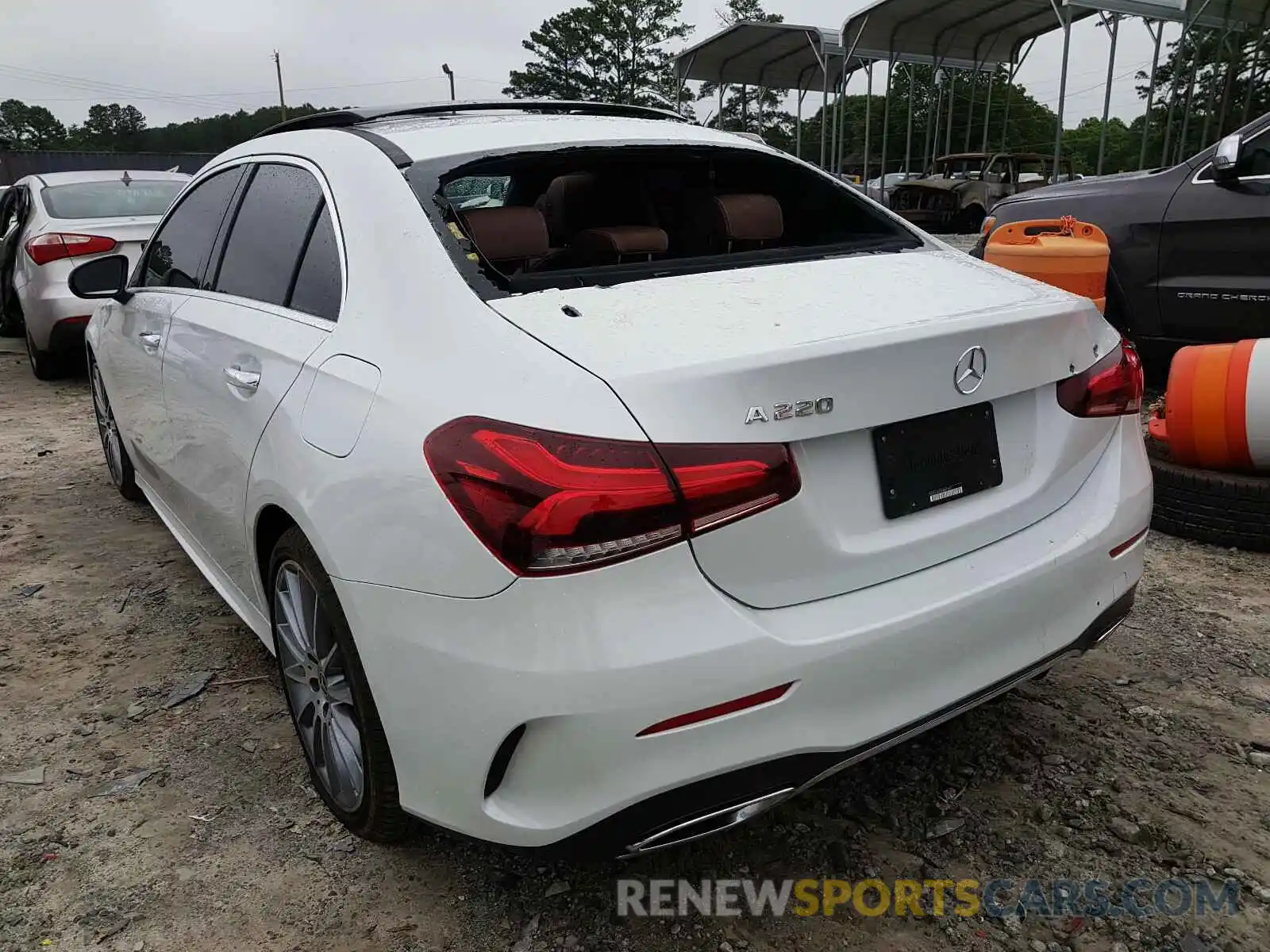 3 Photograph of a damaged car WDD3G4EB5KW025671 MERCEDES-BENZ A 220 4MAT 2019