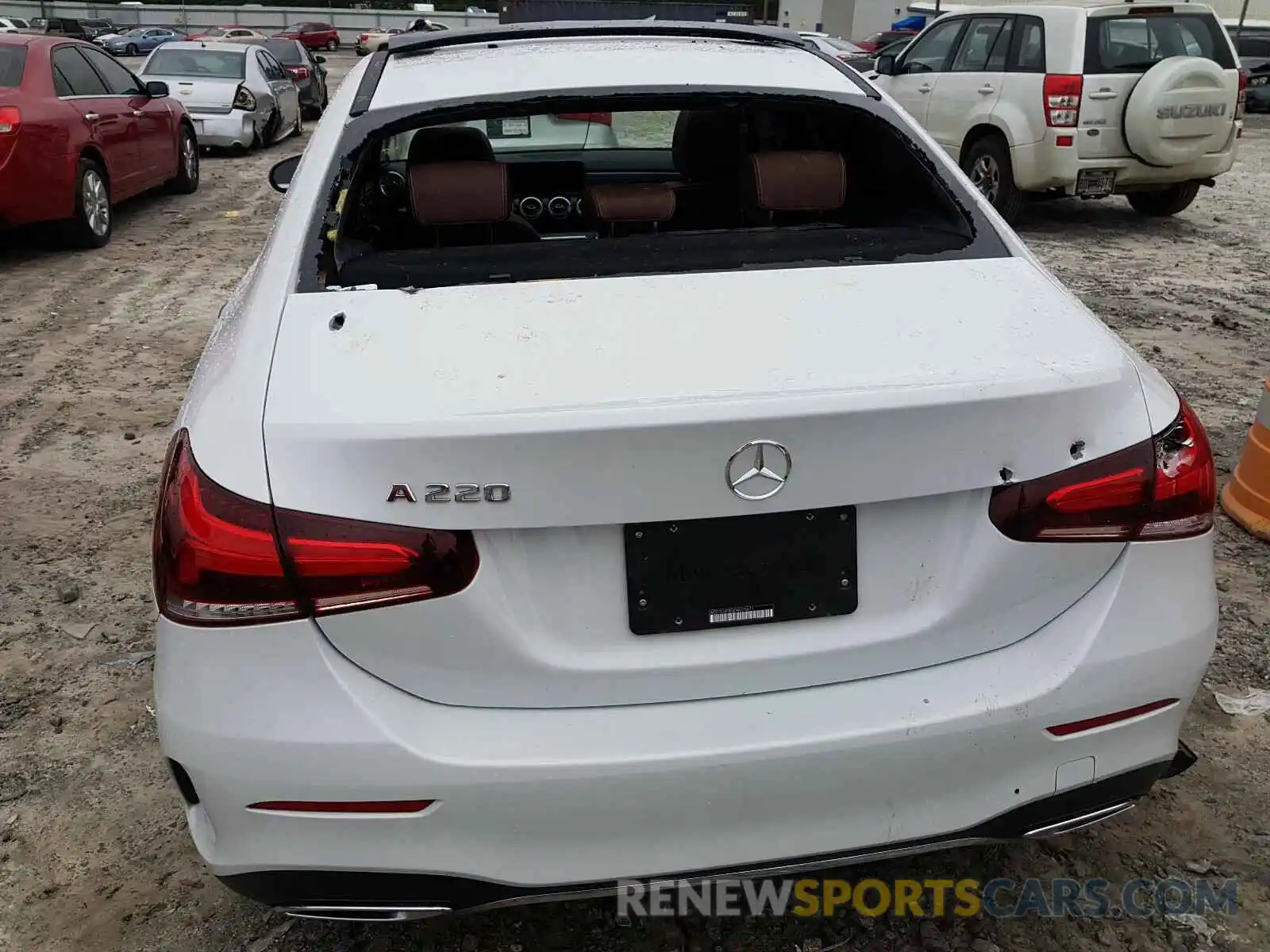 9 Photograph of a damaged car WDD3G4EB5KW025671 MERCEDES-BENZ A 220 4MAT 2019