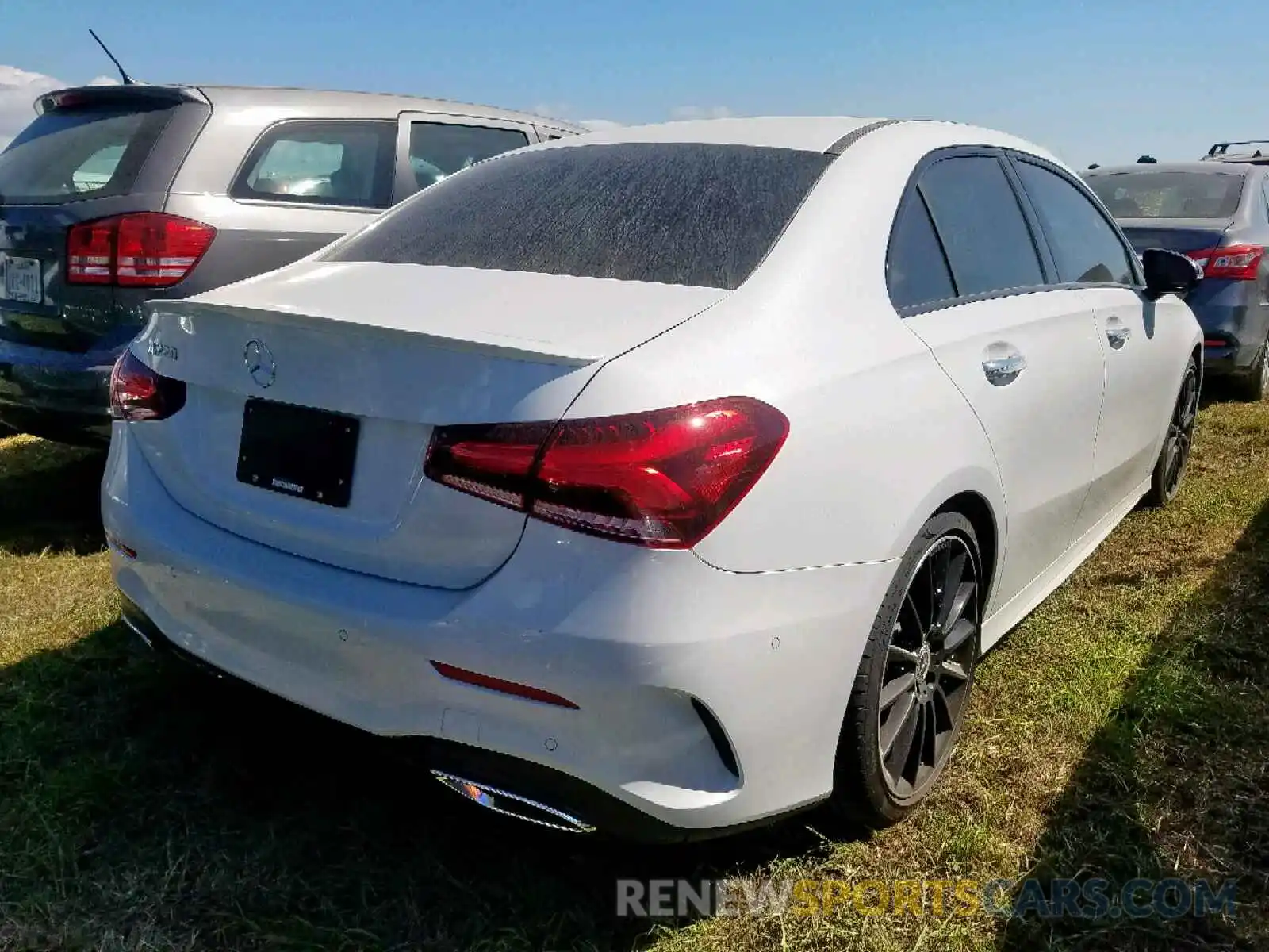 4 Photograph of a damaged car WDD3G4EB5KW028134 MERCEDES-BENZ A 220 4MAT 2019