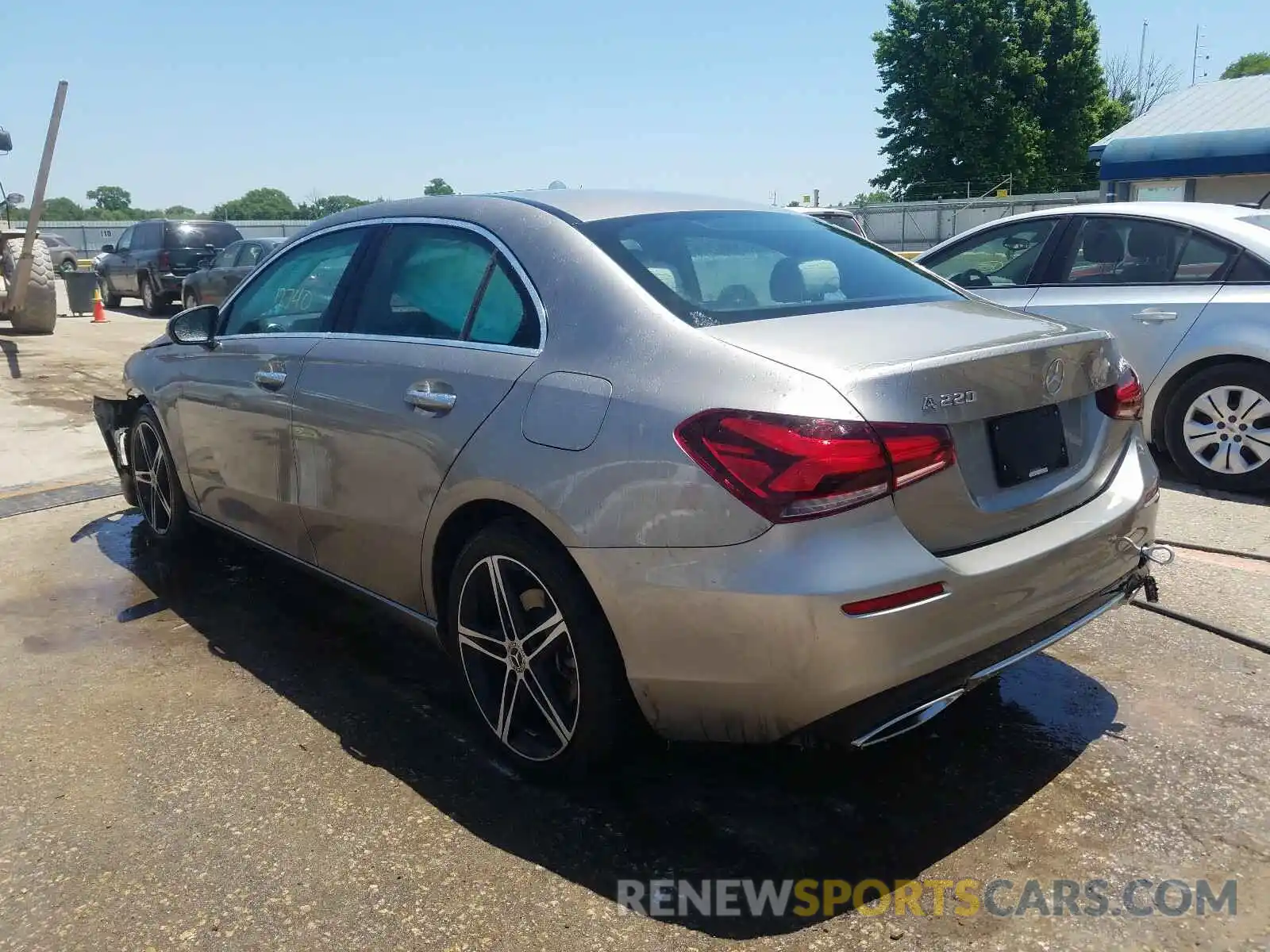 3 Photograph of a damaged car WDD3G4EB6KW002044 MERCEDES-BENZ A 220 4MAT 2019