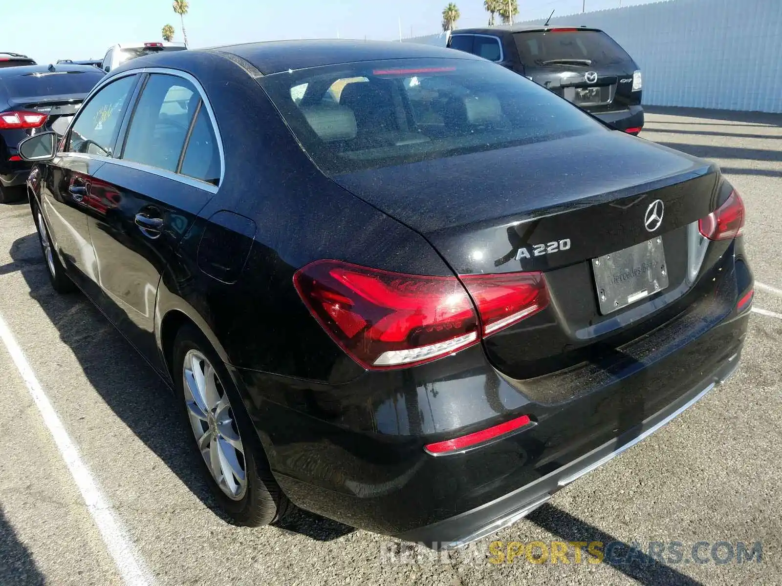 3 Photograph of a damaged car WDD3G4EB6KW018633 MERCEDES-BENZ A 220 4MAT 2019