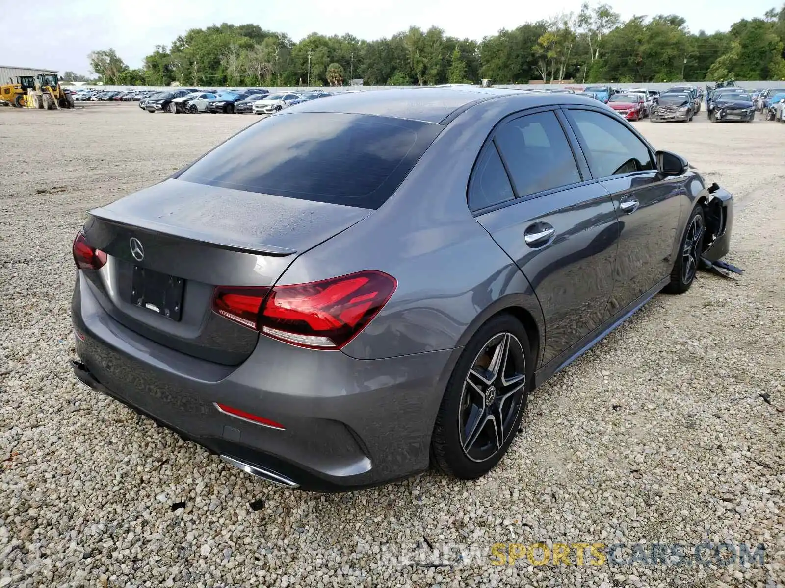 4 Photograph of a damaged car WDD3G4EB7KW002098 MERCEDES-BENZ A 220 4MAT 2019