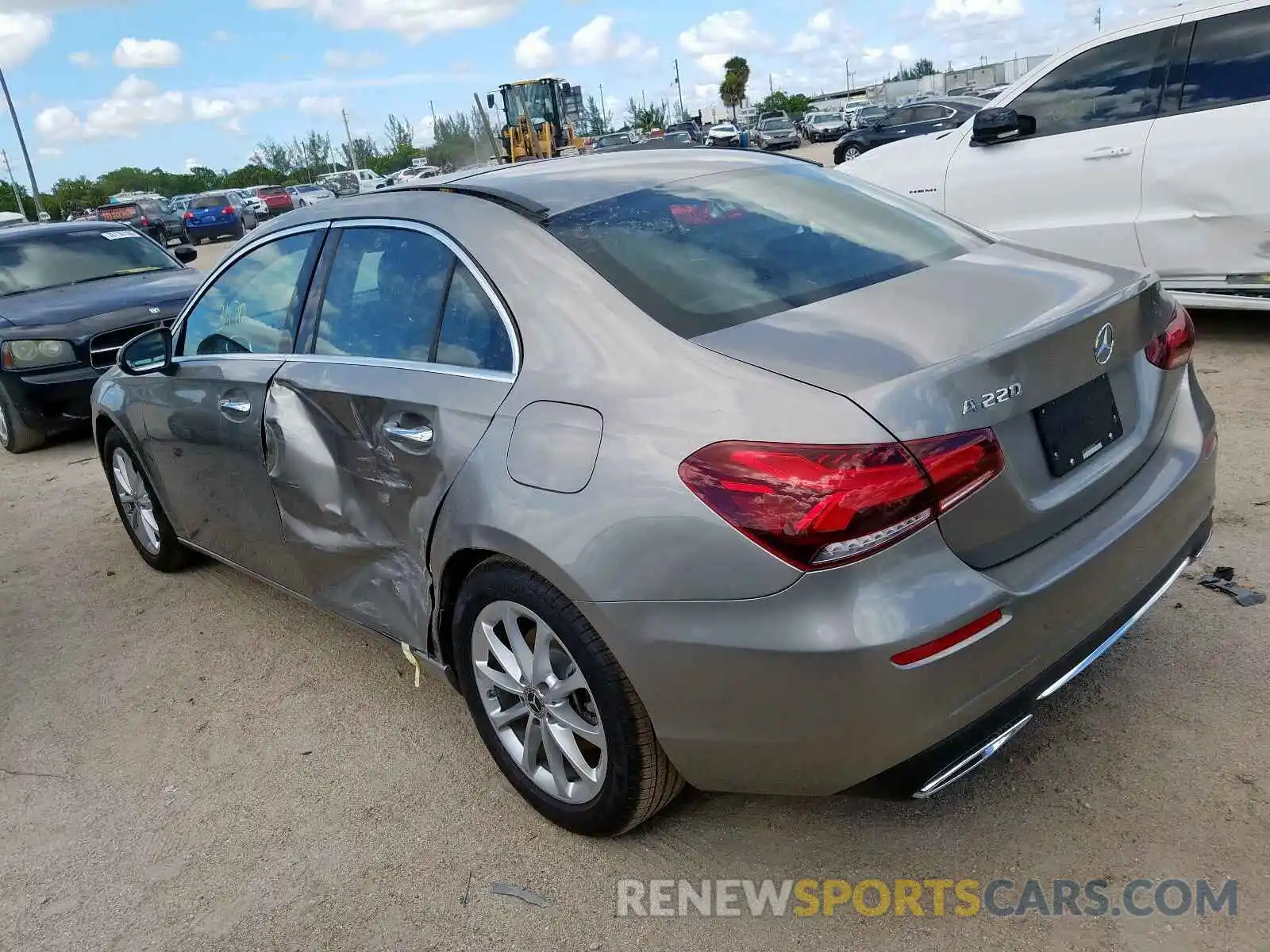 3 Photograph of a damaged car WDD3G4EB8KW029388 MERCEDES-BENZ A 220 4MAT 2019