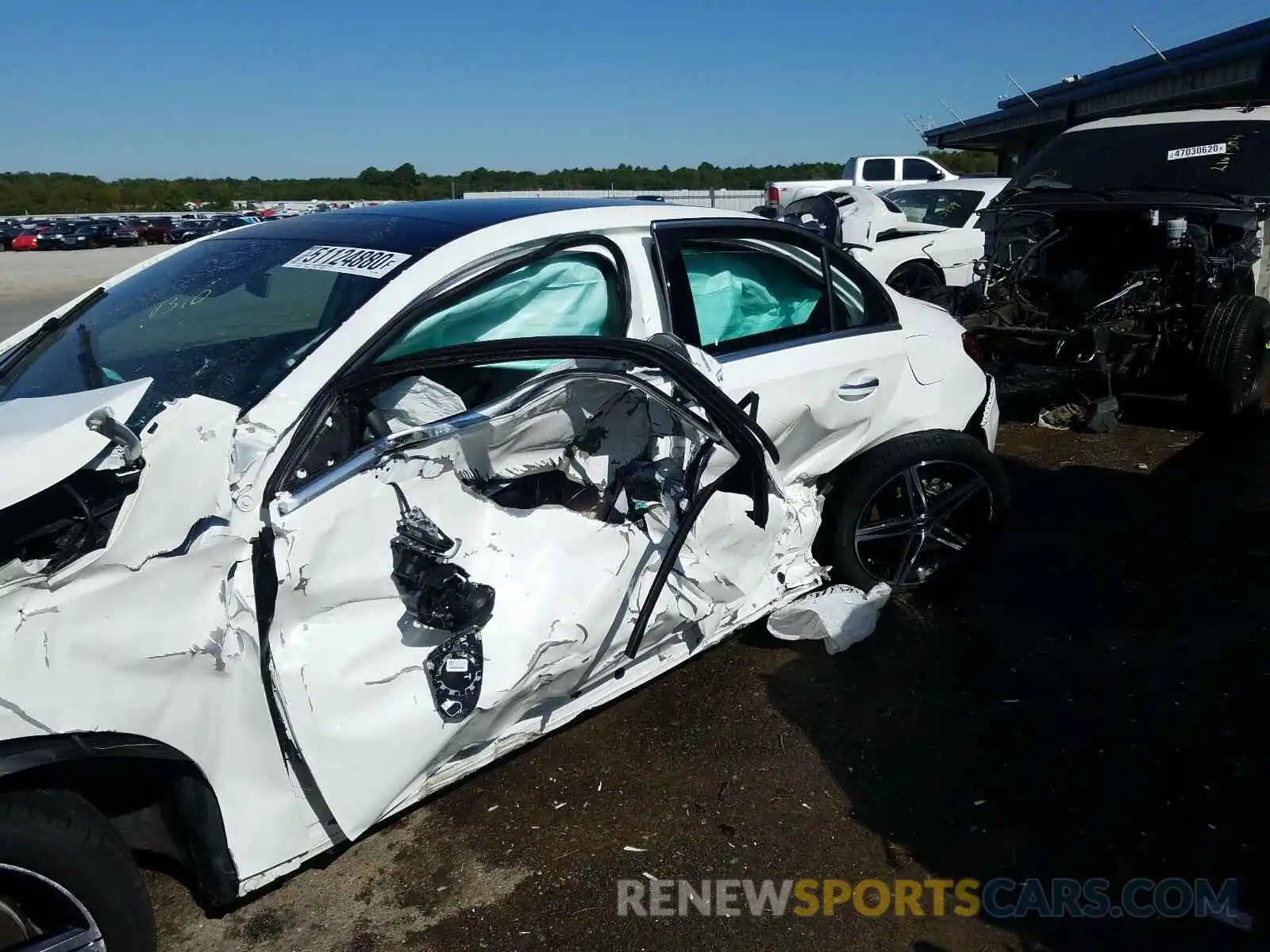 9 Photograph of a damaged car WDD3G4EB9KW012308 MERCEDES-BENZ A 220 4MAT 2019