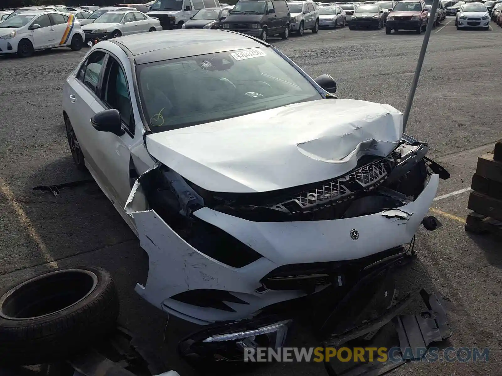 1 Photograph of a damaged car WDD3G4EBXKW007439 MERCEDES-BENZ A 220 4MAT 2019