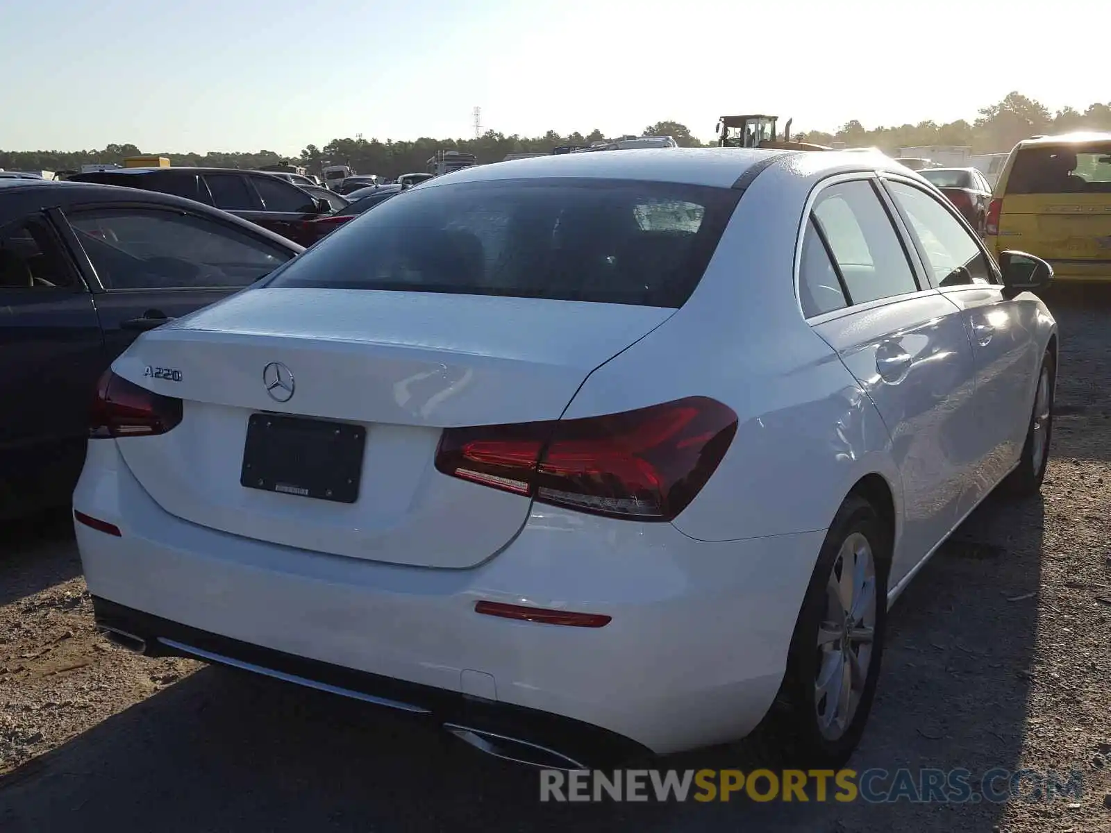 4 Photograph of a damaged car WDD3G4EBXKW020577 MERCEDES-BENZ A 220 4MAT 2019