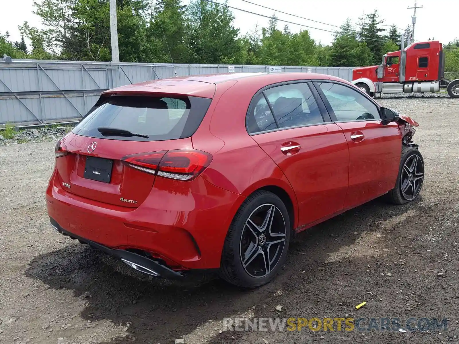 4 Photograph of a damaged car WDD3F4HBXKJ063778 MERCEDES-BENZ A 250 4MAT 2019