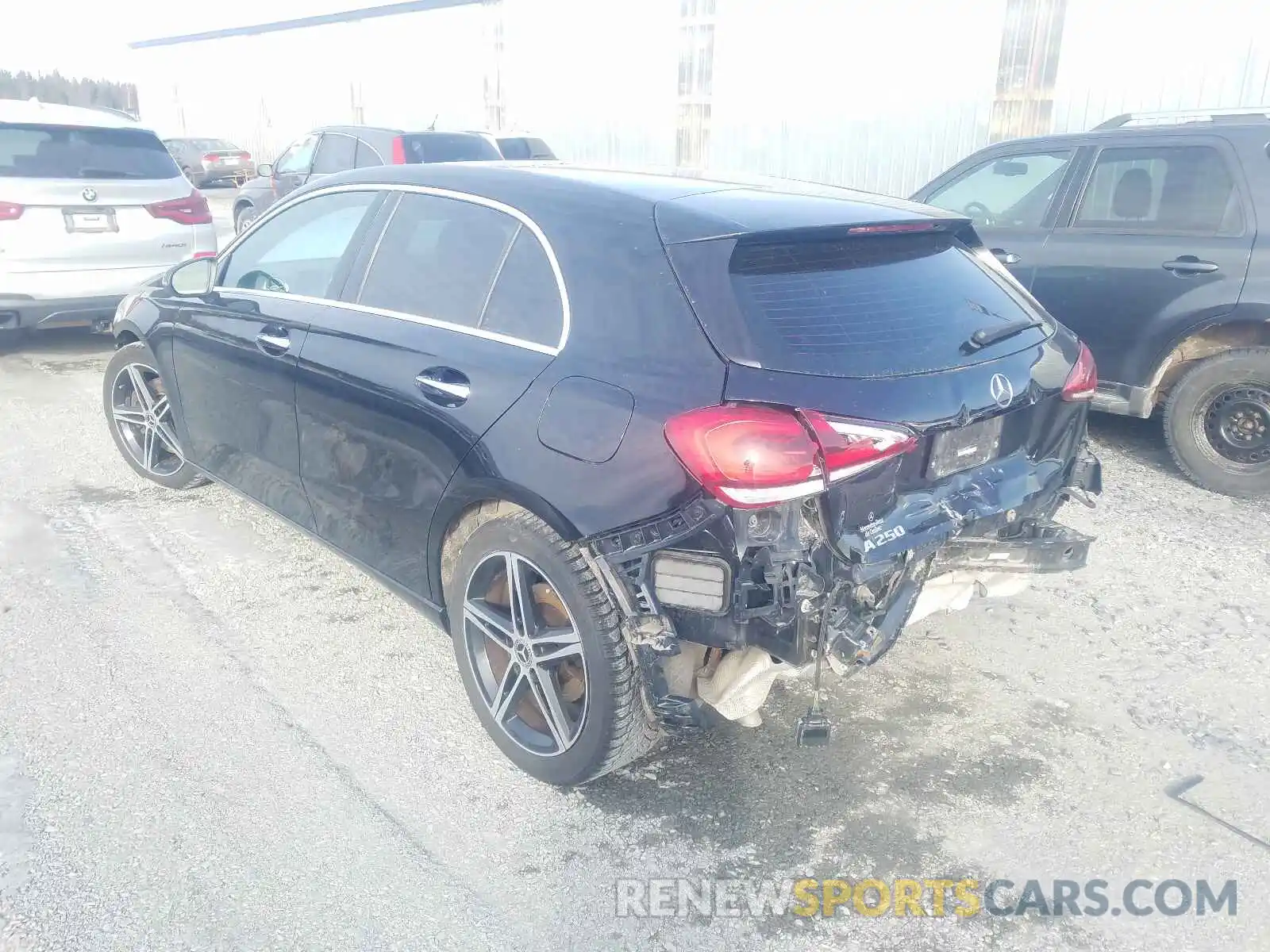 3 Photograph of a damaged car WDD3F4GB7KJ065943 MERCEDES-BENZ A-CLASS 2019