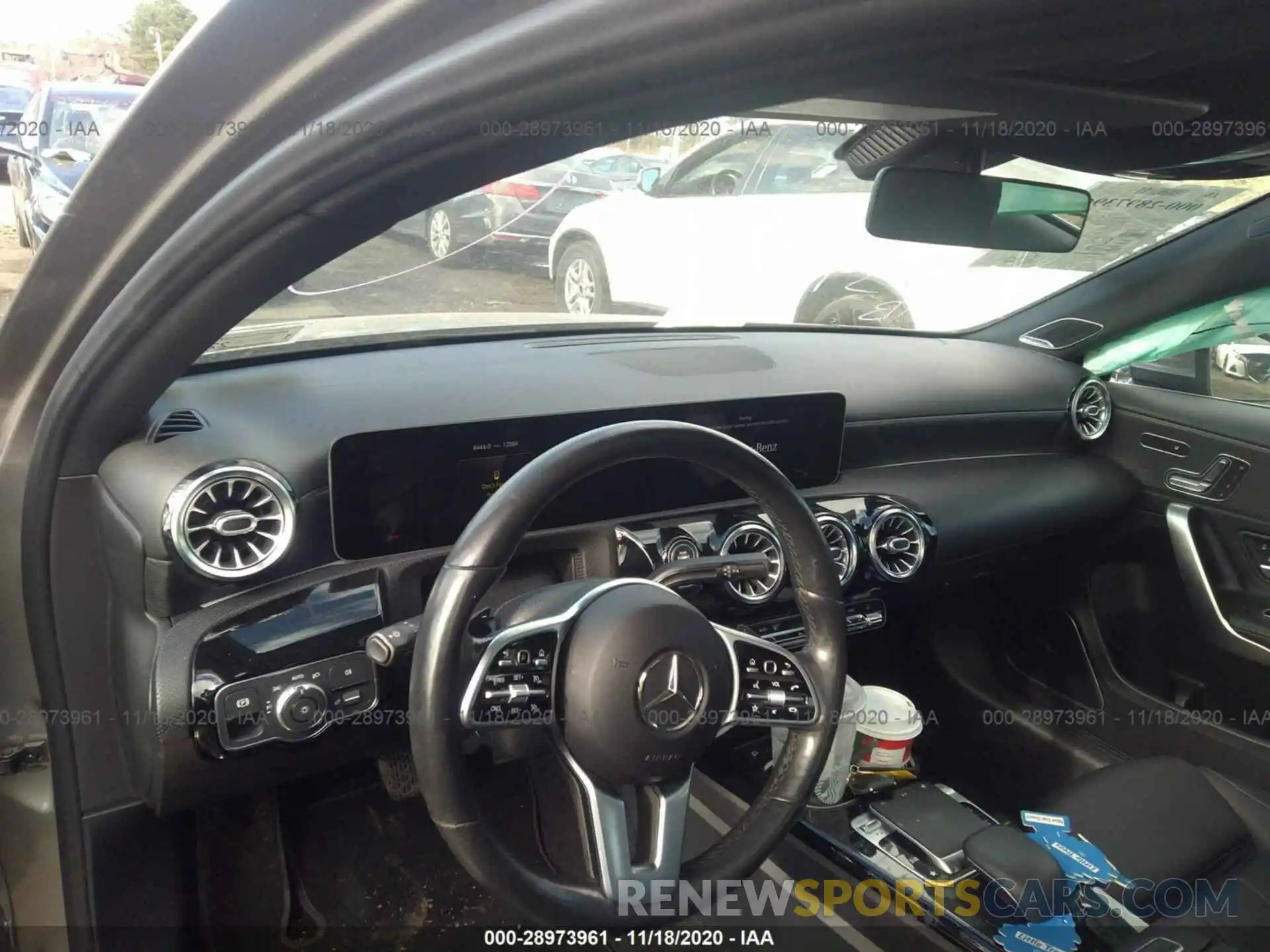 5 Photograph of a damaged car WDD3G4EB0KW013587 MERCEDES-BENZ A-CLASS 2019