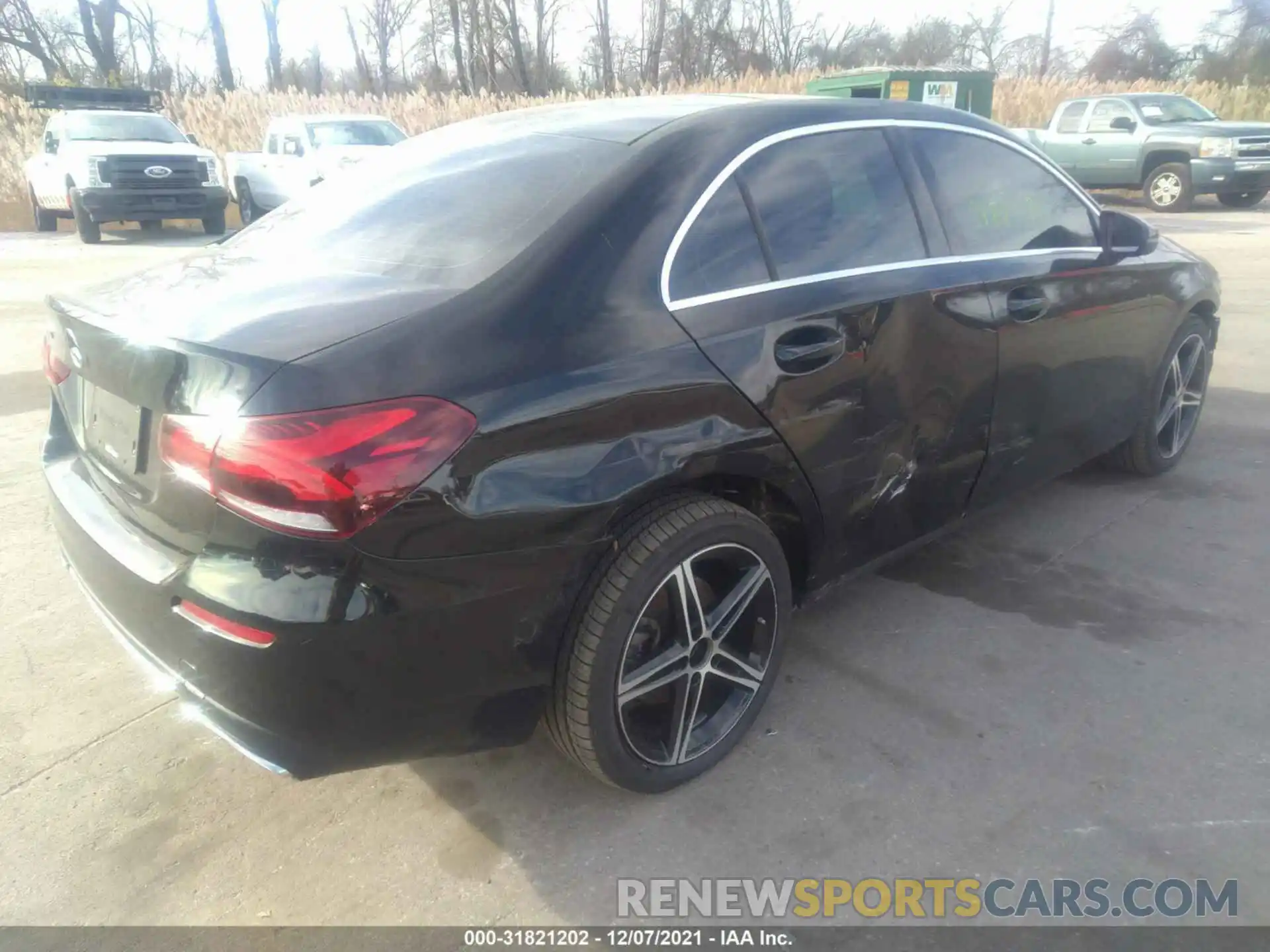 4 Photograph of a damaged car WDD3G4EB0KW015002 MERCEDES-BENZ A-CLASS 2019