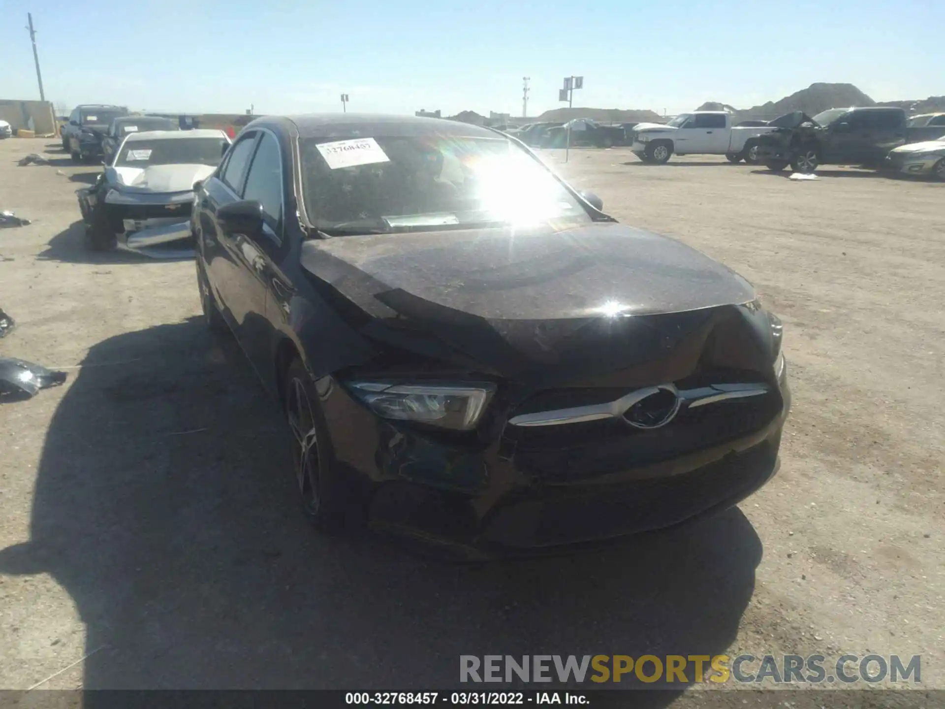 1 Photograph of a damaged car WDD3G4EB0KW019308 MERCEDES-BENZ A-CLASS 2019