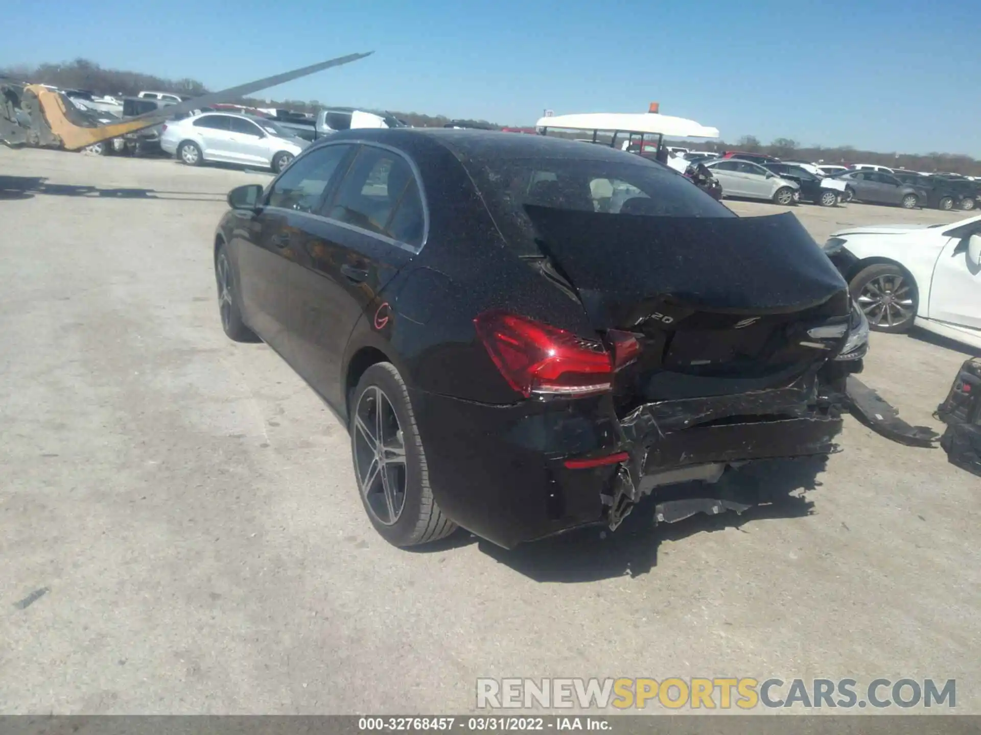 3 Photograph of a damaged car WDD3G4EB0KW019308 MERCEDES-BENZ A-CLASS 2019