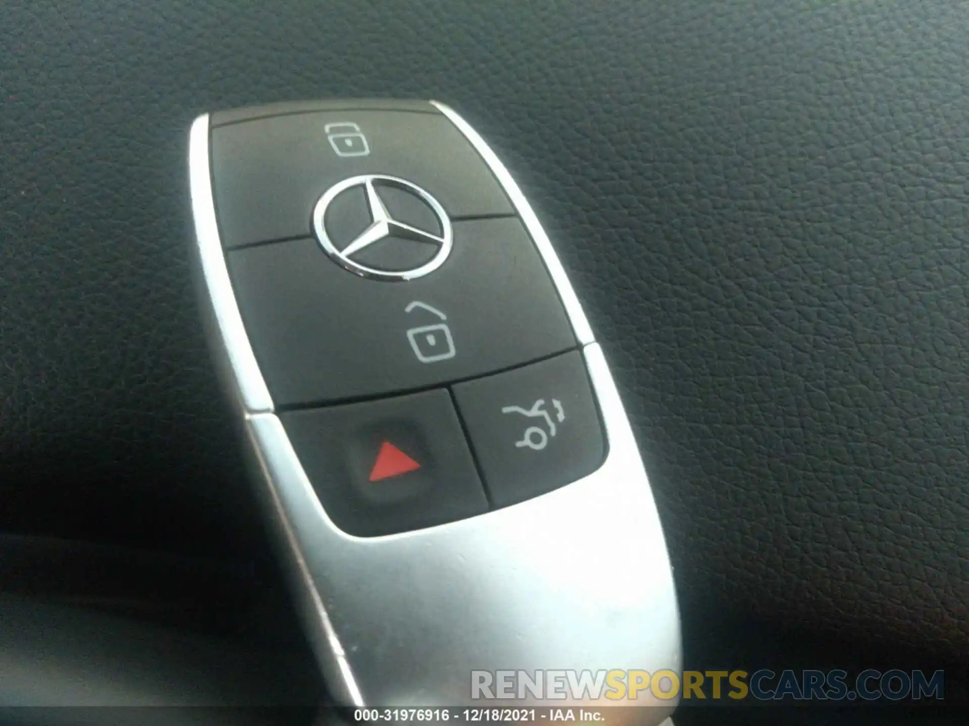 11 Фотография поврежденного автомобиля WDD3G4EB0KW020717 MERCEDES-BENZ A-CLASS 2019