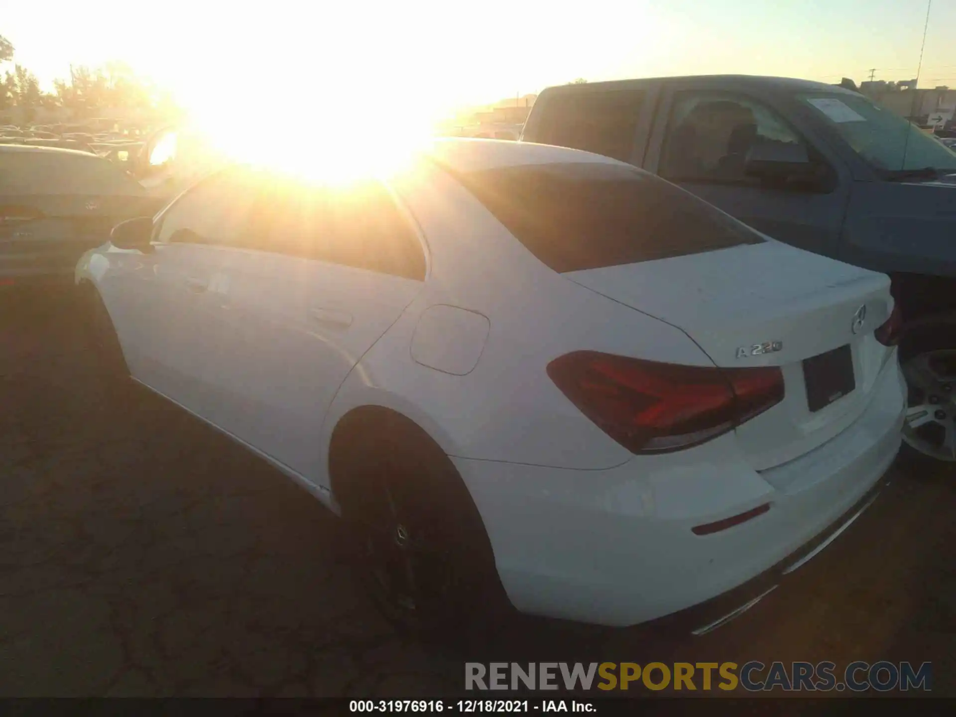 3 Photograph of a damaged car WDD3G4EB0KW020717 MERCEDES-BENZ A-CLASS 2019