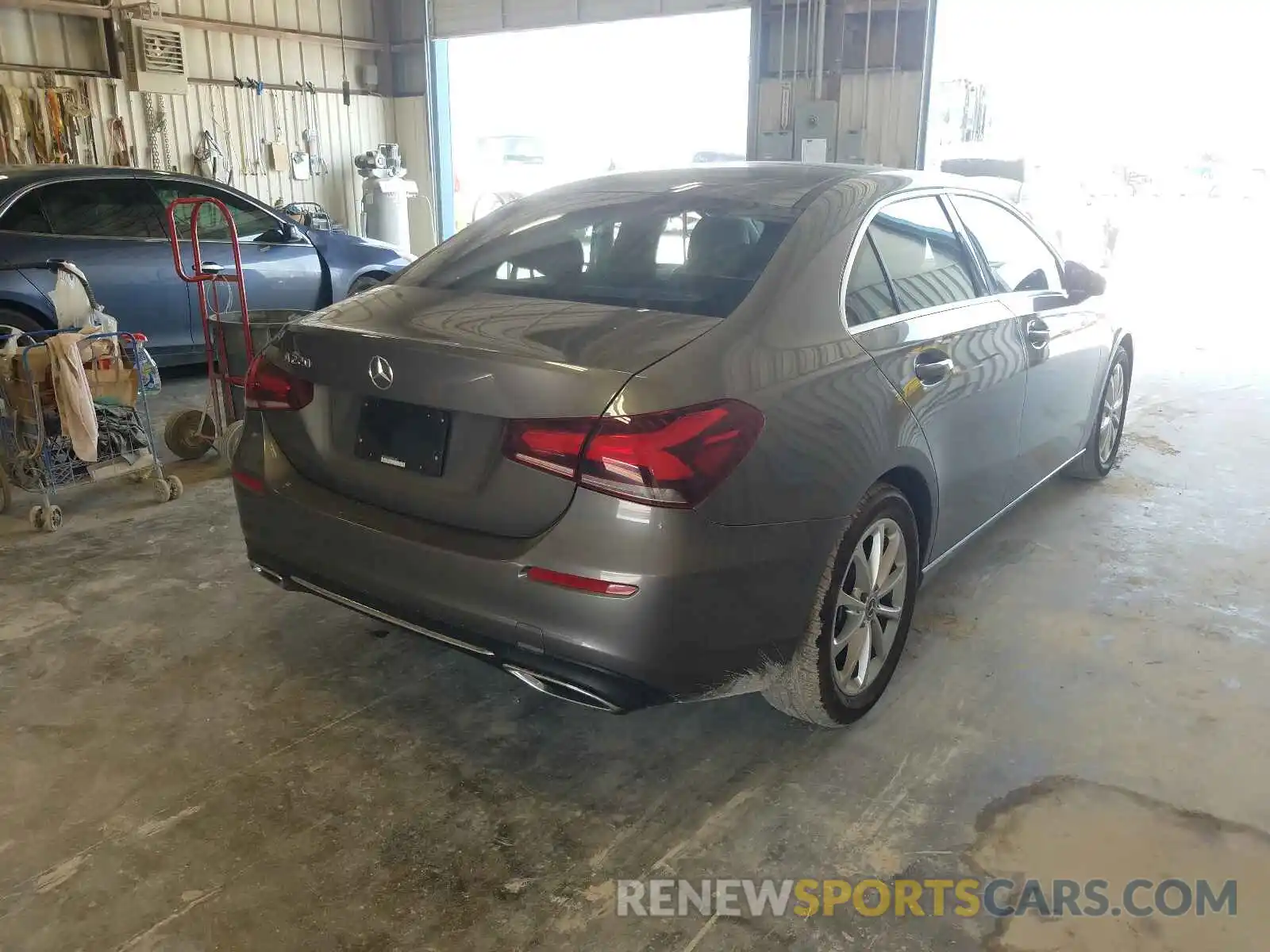 4 Photograph of a damaged car WDD3G4EB0KW020832 MERCEDES-BENZ A-CLASS 2019