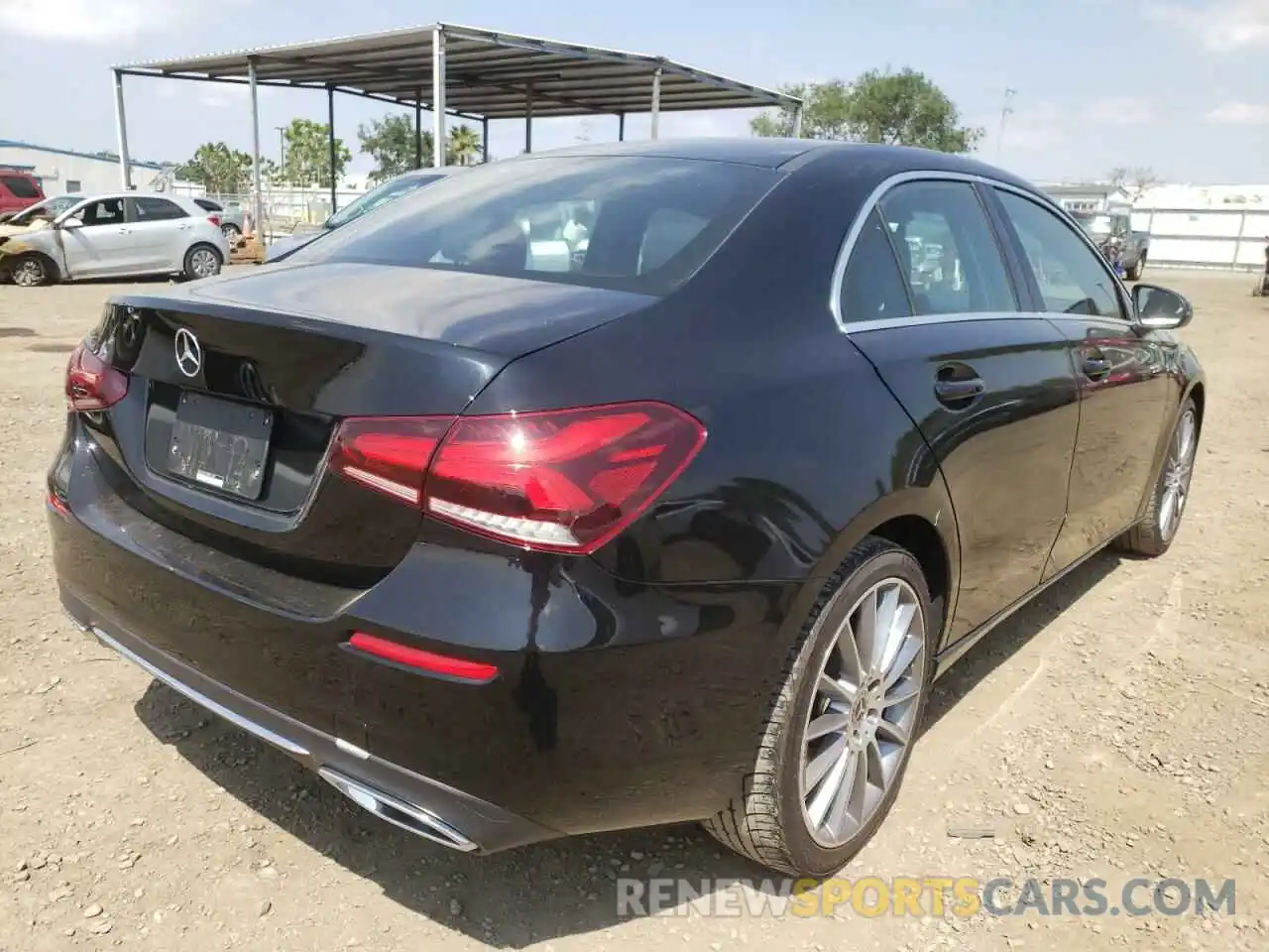 4 Photograph of a damaged car WDD3G4EB0KW021589 MERCEDES-BENZ A-CLASS 2019