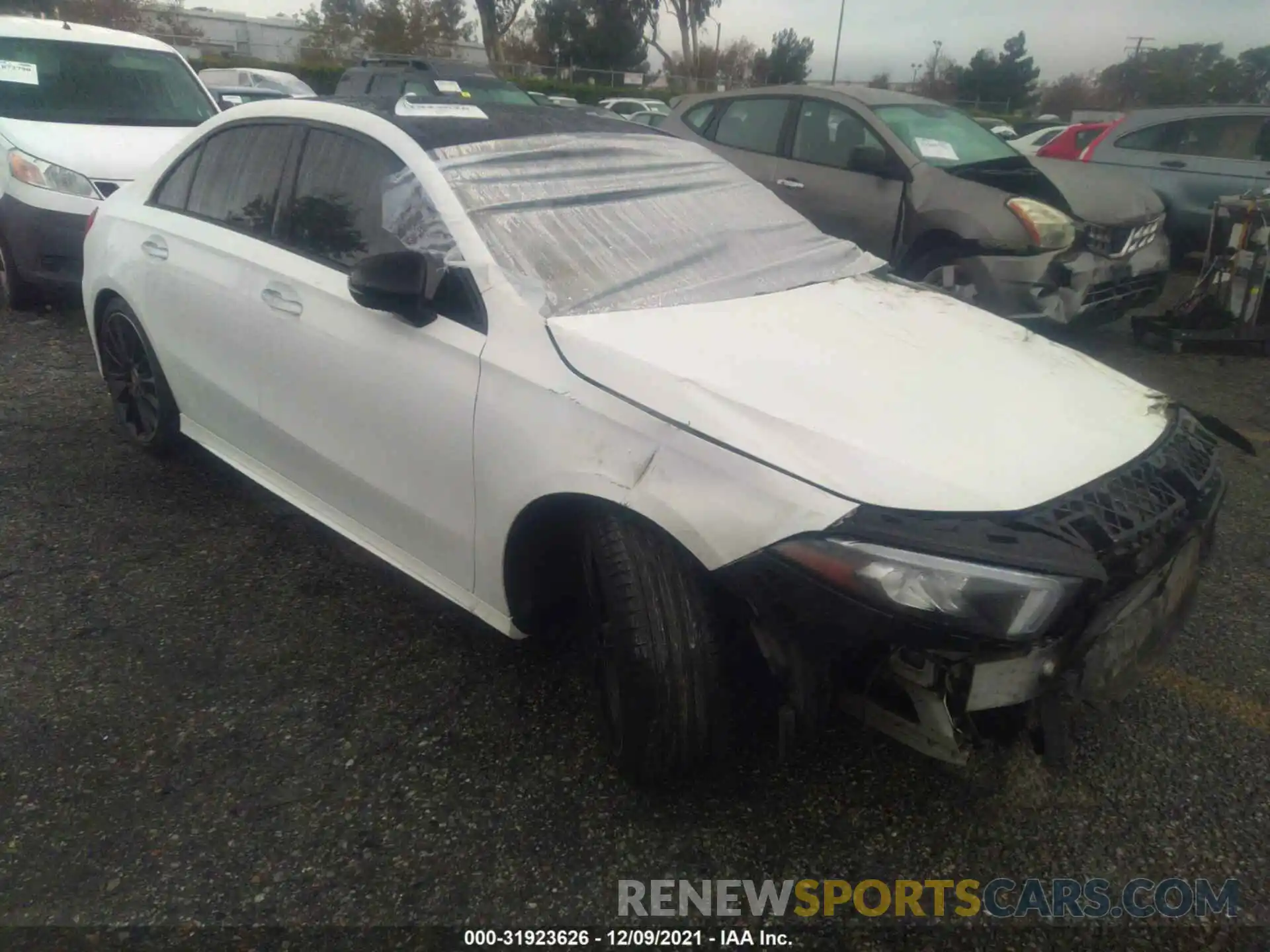 1 Photograph of a damaged car WDD3G4EB0KW027652 MERCEDES-BENZ A-CLASS 2019