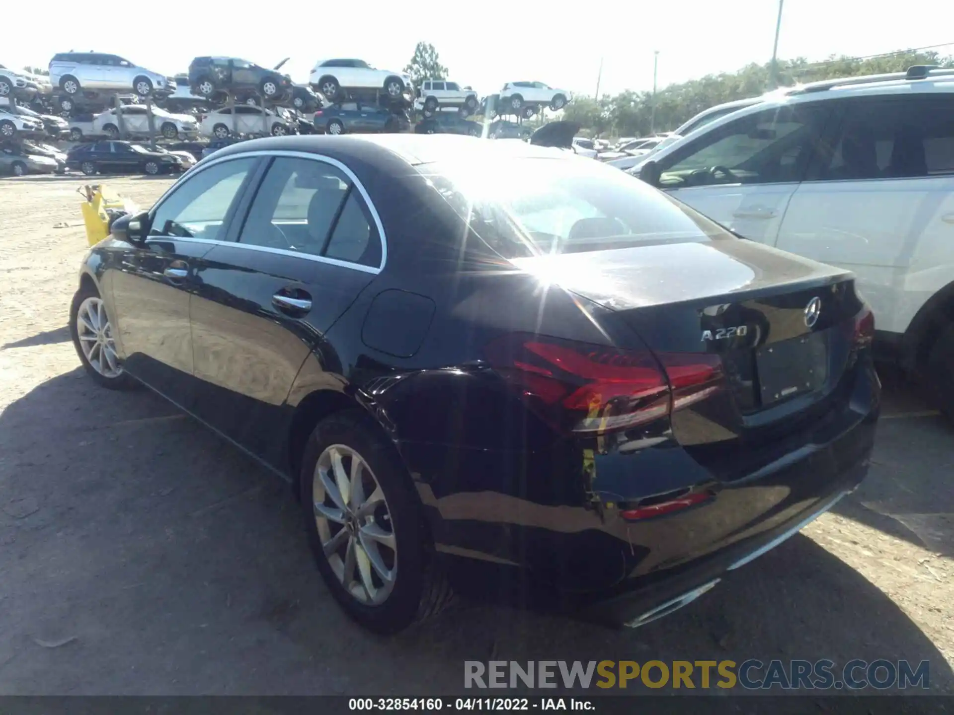 3 Photograph of a damaged car WDD3G4EB0KW034505 MERCEDES-BENZ A-CLASS 2019