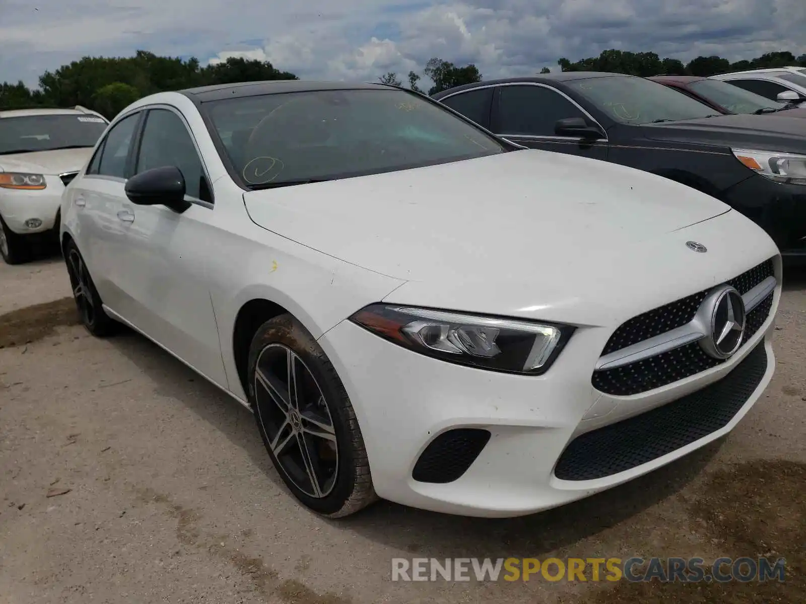 1 Photograph of a damaged car WDD3G4EB1KW000489 MERCEDES-BENZ A-CLASS 2019