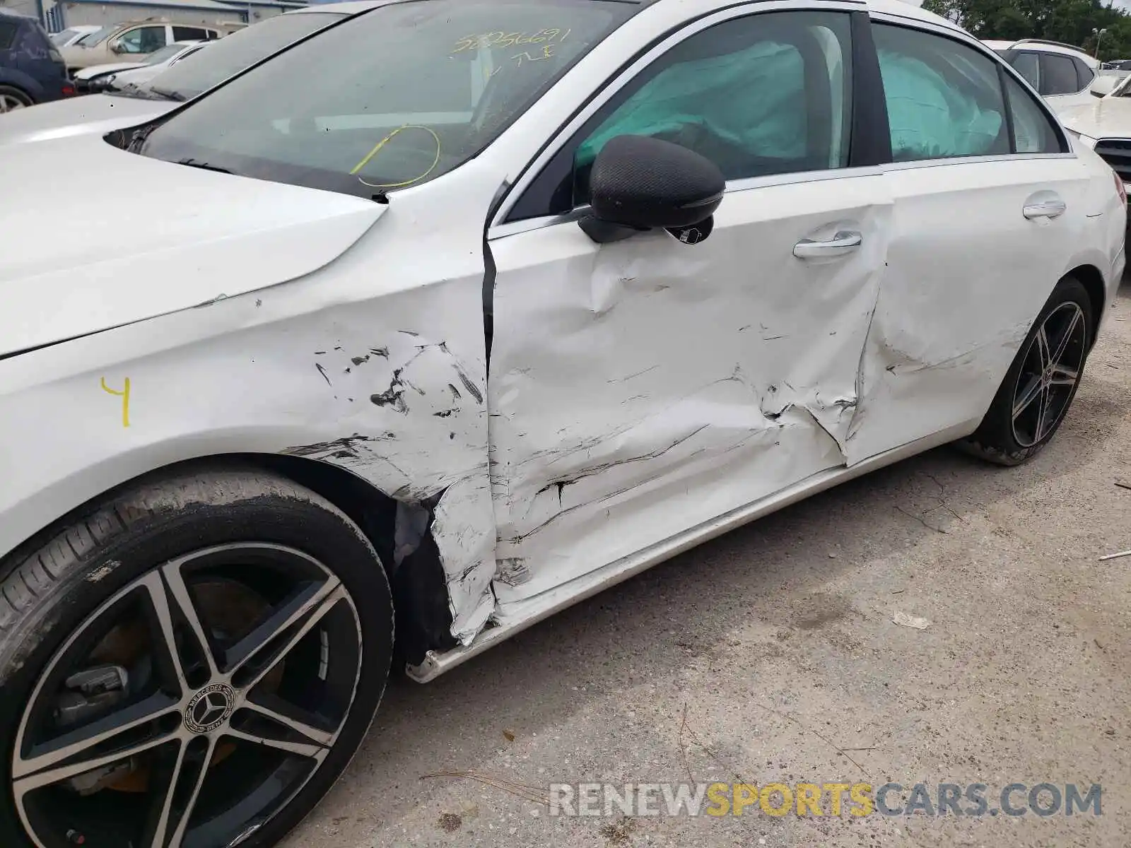 9 Photograph of a damaged car WDD3G4EB1KW000489 MERCEDES-BENZ A-CLASS 2019