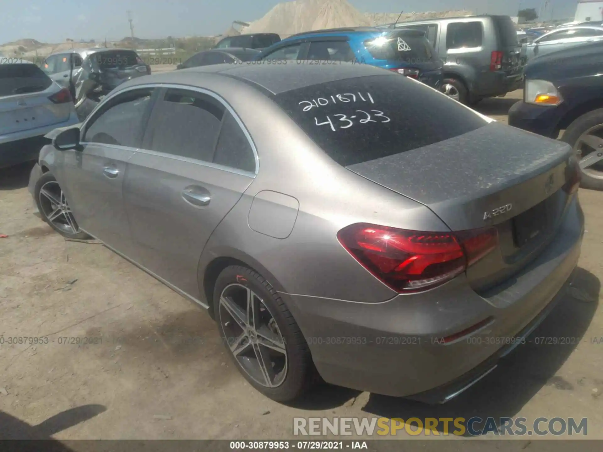 3 Photograph of a damaged car WDD3G4EB1KW018331 MERCEDES-BENZ A-CLASS 2019