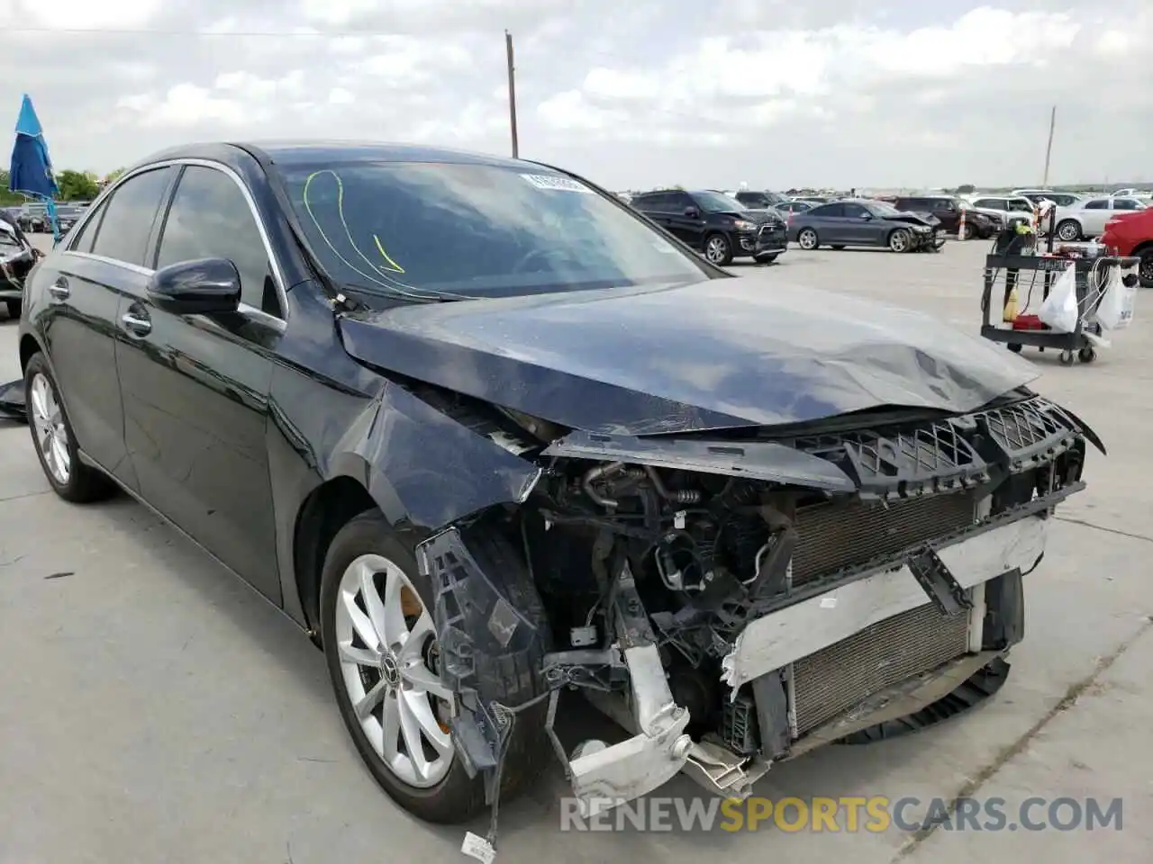 1 Photograph of a damaged car WDD3G4EB1KW023447 MERCEDES-BENZ A-CLASS 2019