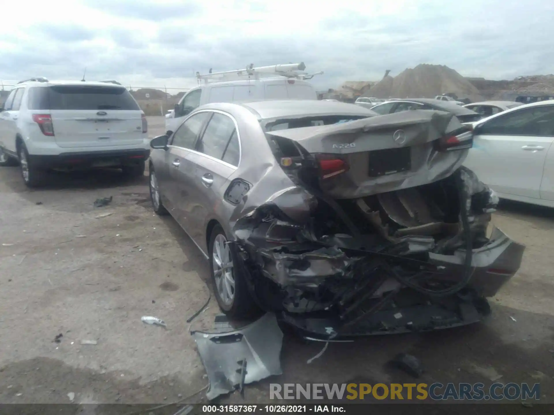 3 Photograph of a damaged car WDD3G4EB1KW025747 MERCEDES-BENZ A-CLASS 2019