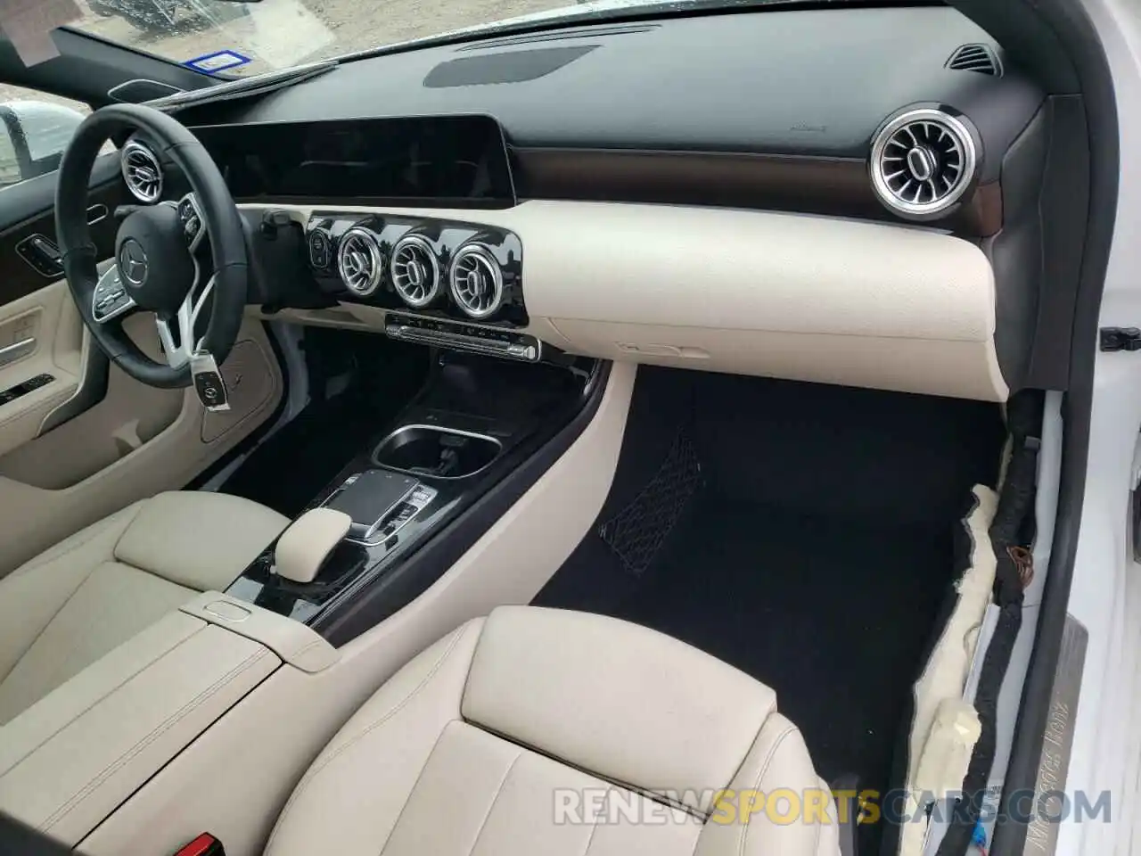 9 Фотография поврежденного автомобиля WDD3G4EB1KW026624 MERCEDES-BENZ A-CLASS 2019