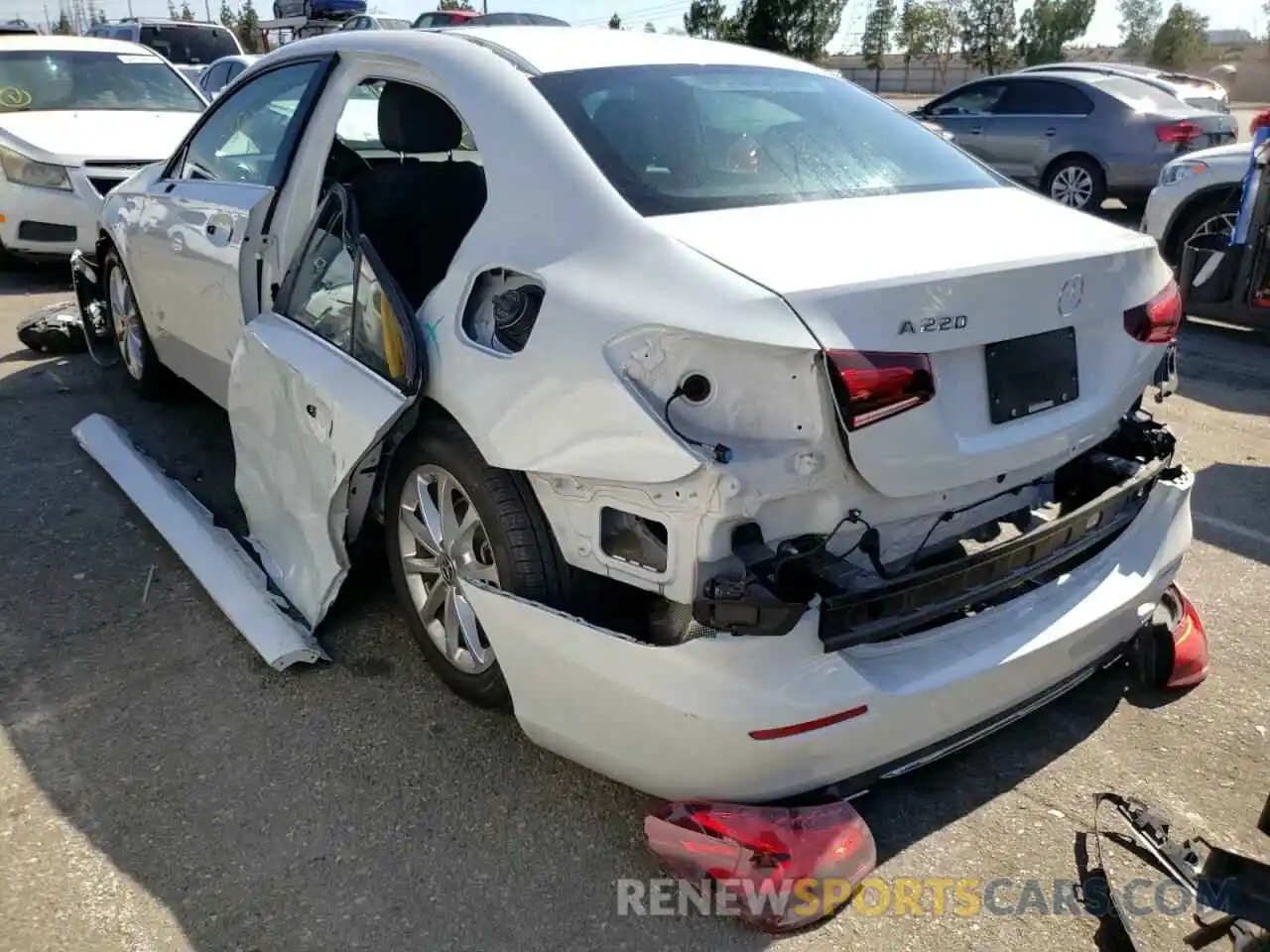 3 Photograph of a damaged car WDD3G4EB1KW027594 MERCEDES-BENZ A-CLASS 2019