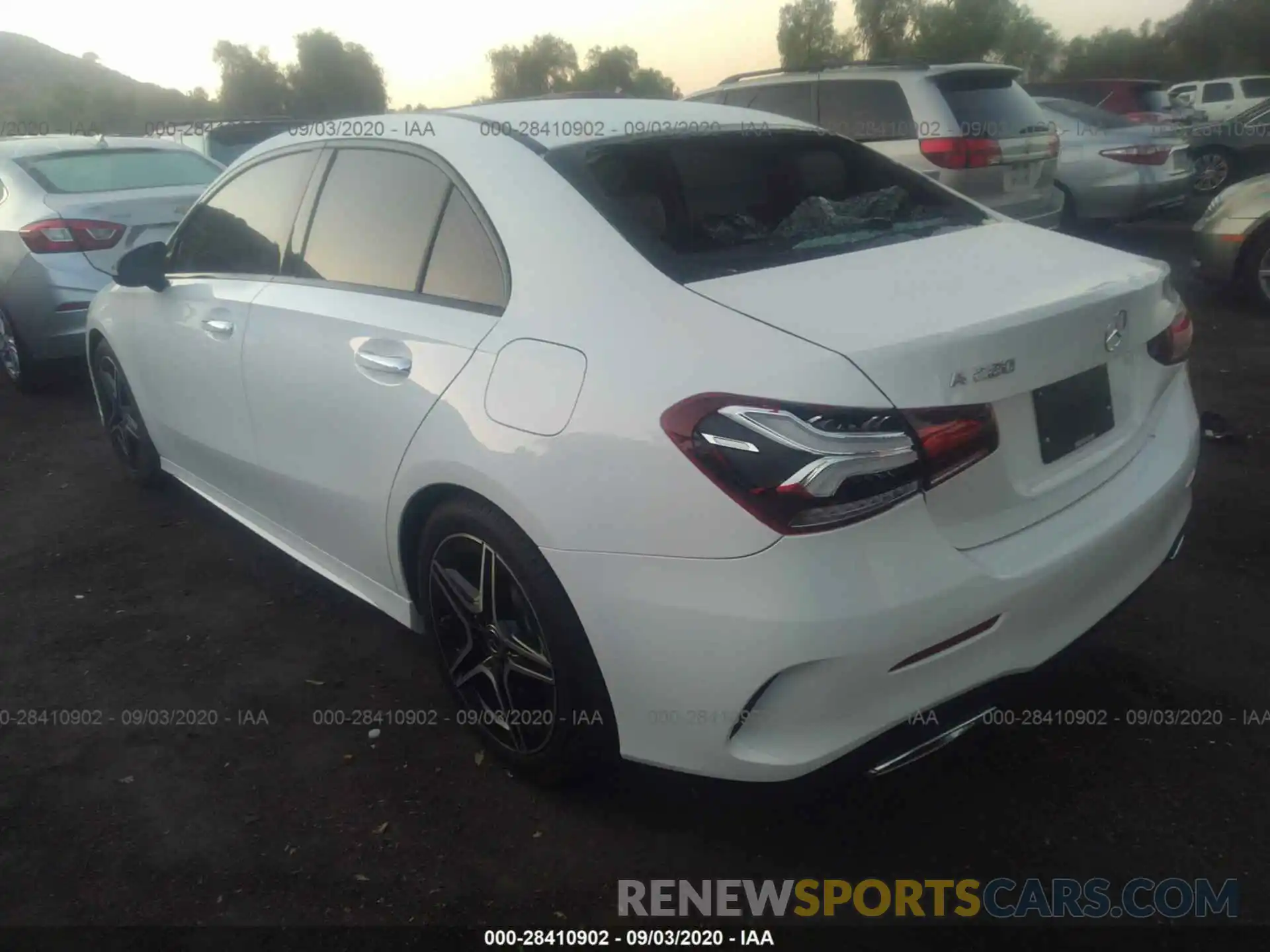 3 Photograph of a damaged car WDD3G4EB1KW031239 MERCEDES-BENZ A-CLASS 2019