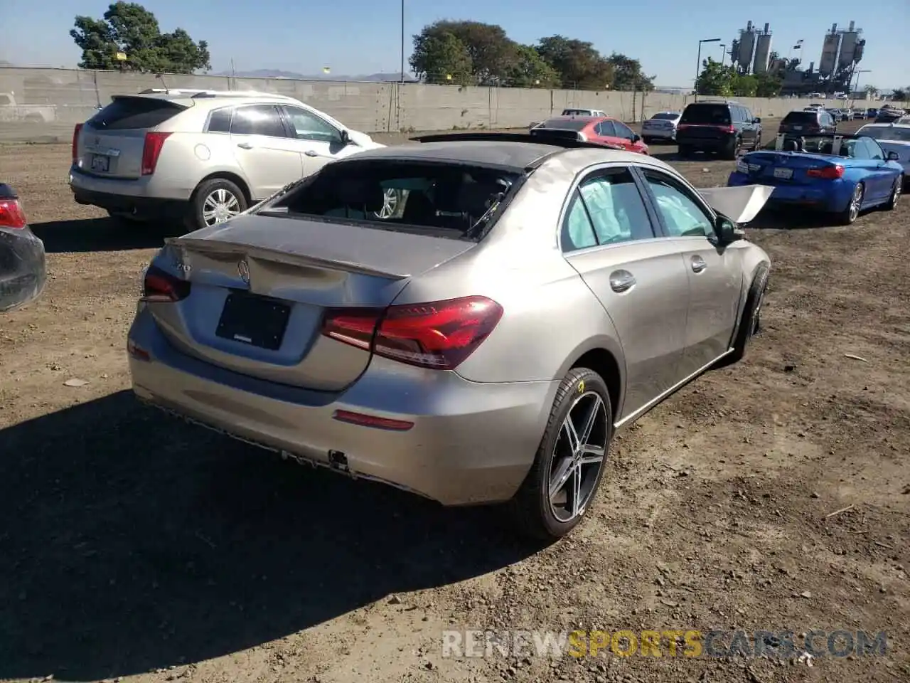 4 Photograph of a damaged car WDD3G4EB1KW031774 MERCEDES-BENZ A-CLASS 2019