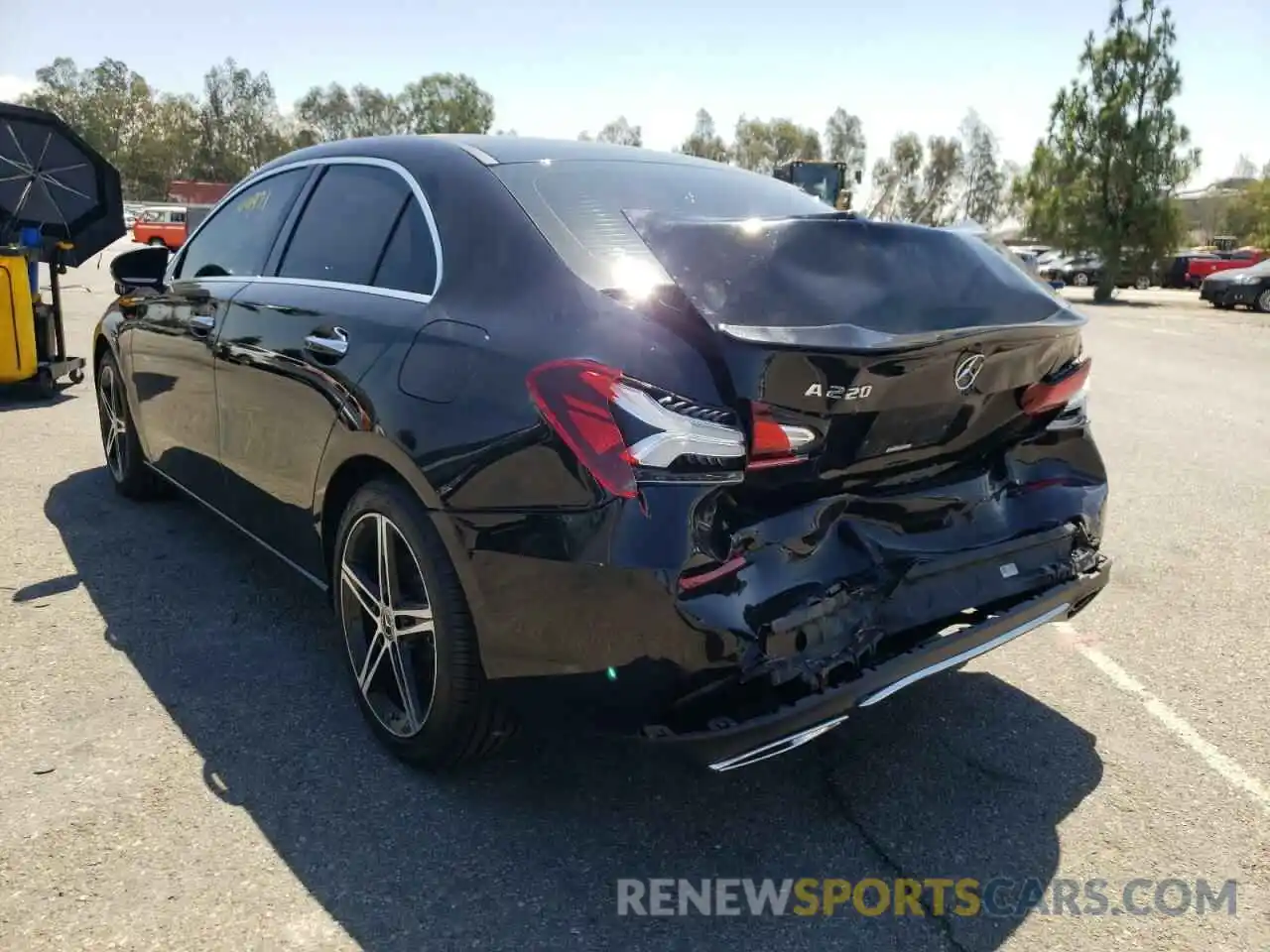 3 Photograph of a damaged car WDD3G4EB2KW016328 MERCEDES-BENZ A-CLASS 2019