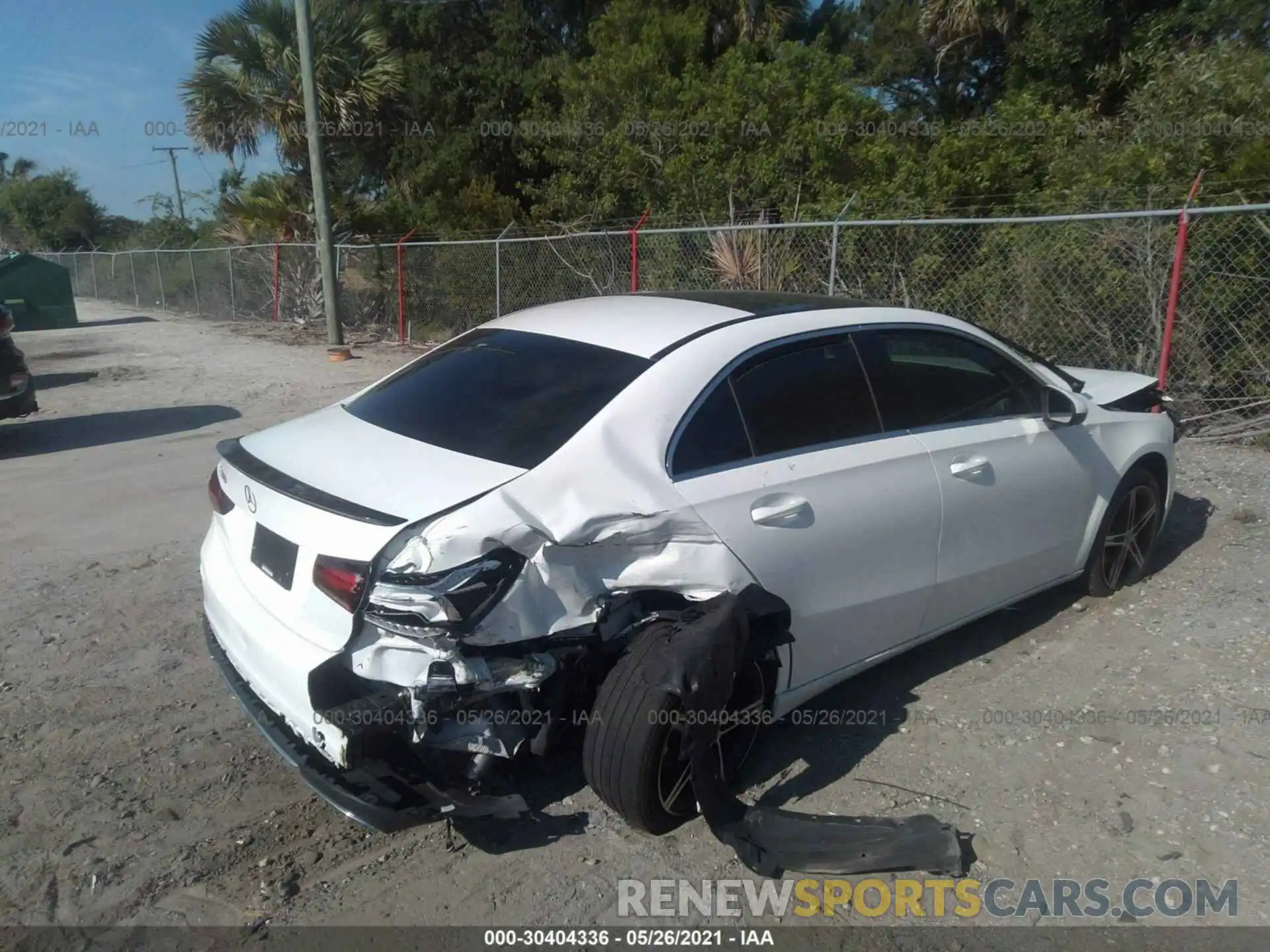 4 Photograph of a damaged car WDD3G4EB2KW017088 MERCEDES-BENZ A-CLASS 2019