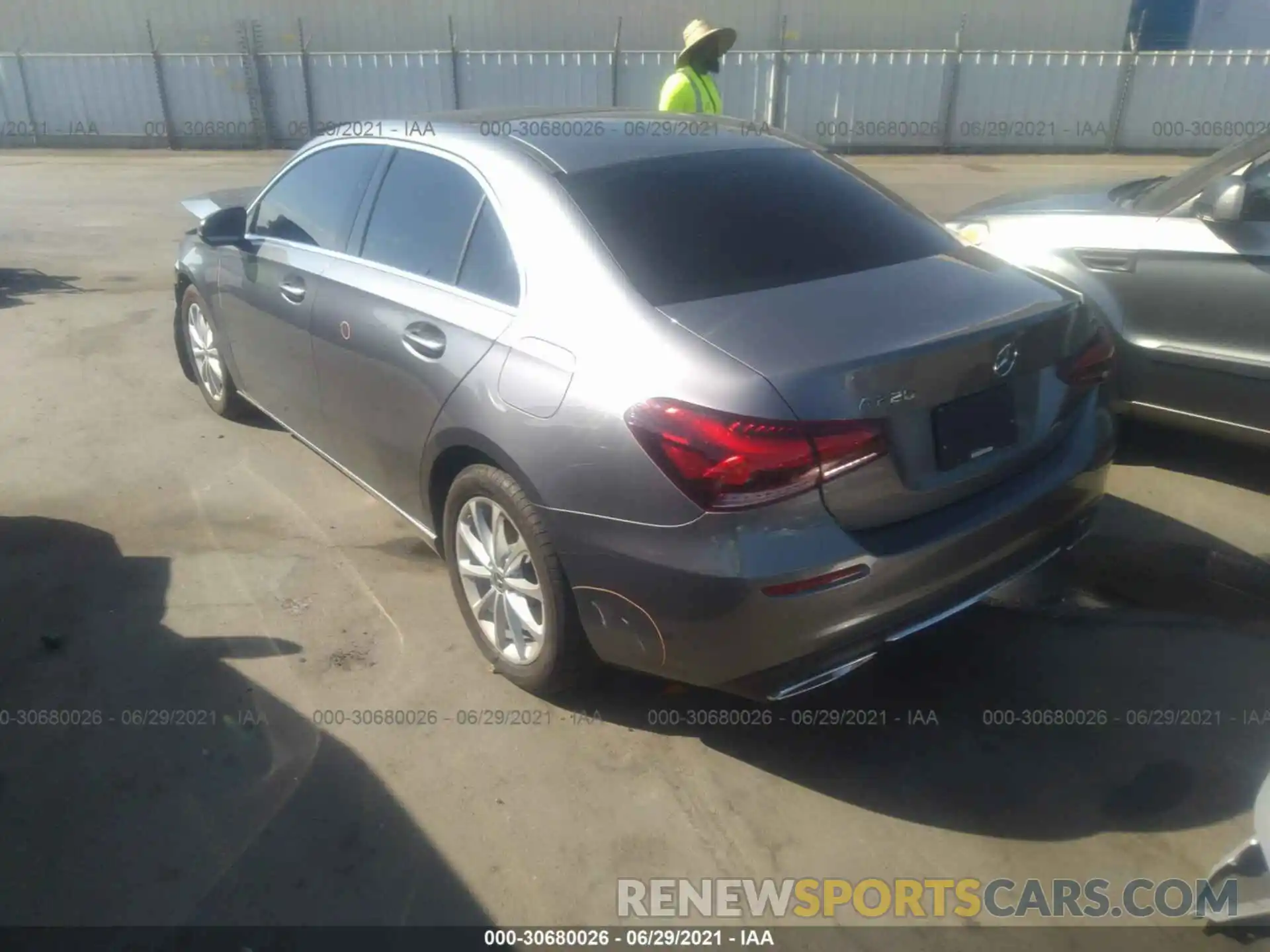 3 Photograph of a damaged car WDD3G4EB2KW021254 MERCEDES-BENZ A-CLASS 2019