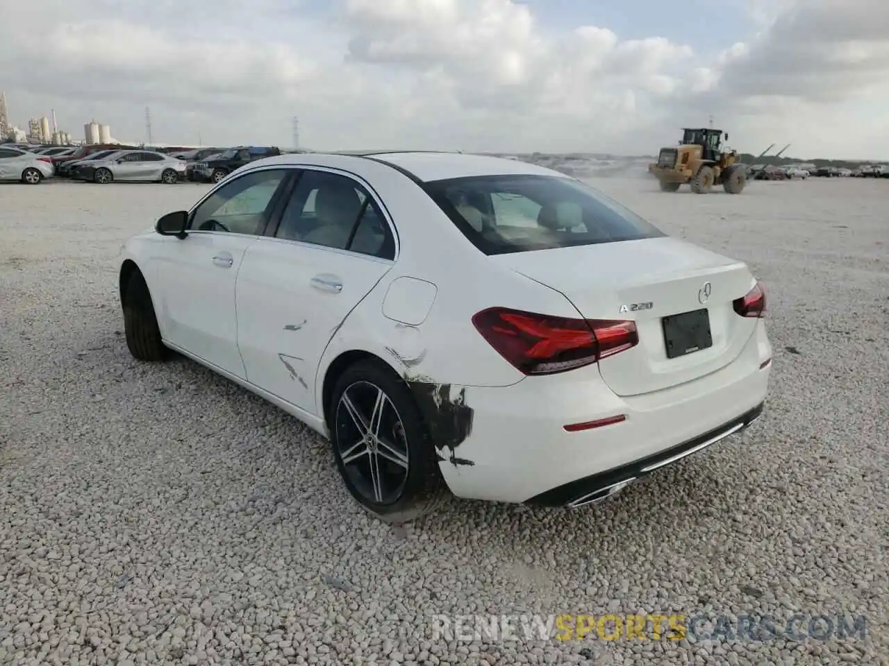 3 Photograph of a damaged car WDD3G4EB2KW021772 MERCEDES-BENZ A-CLASS 2019